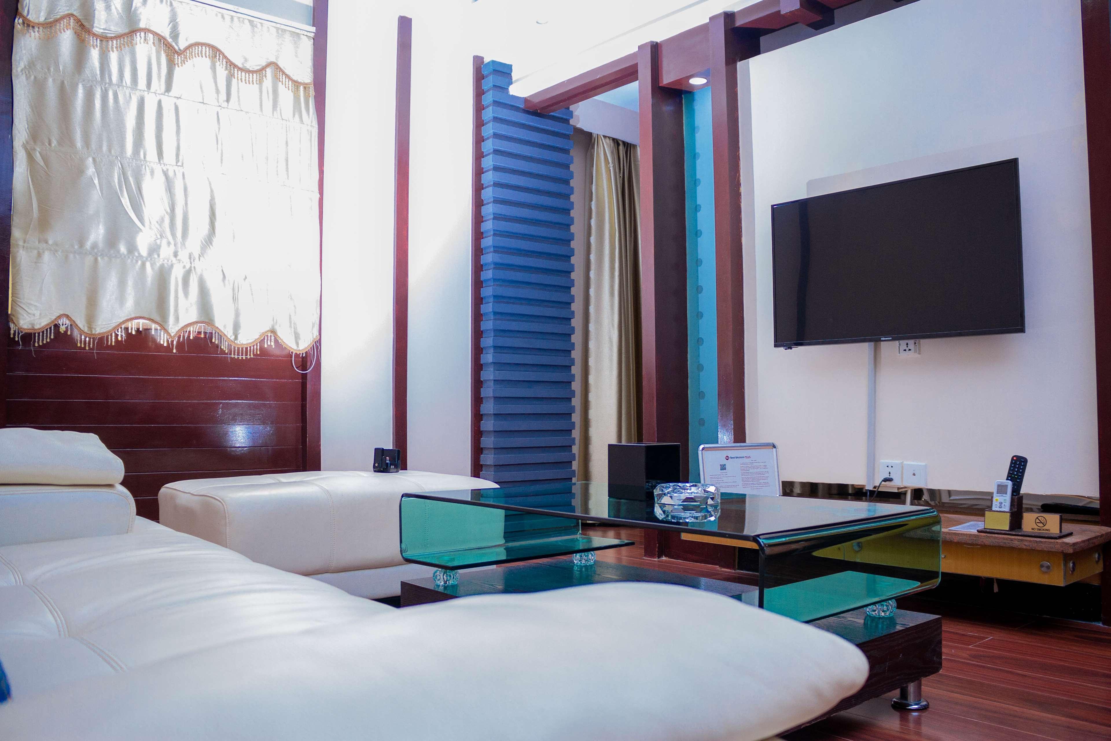 Suite King Bed Non Smoking