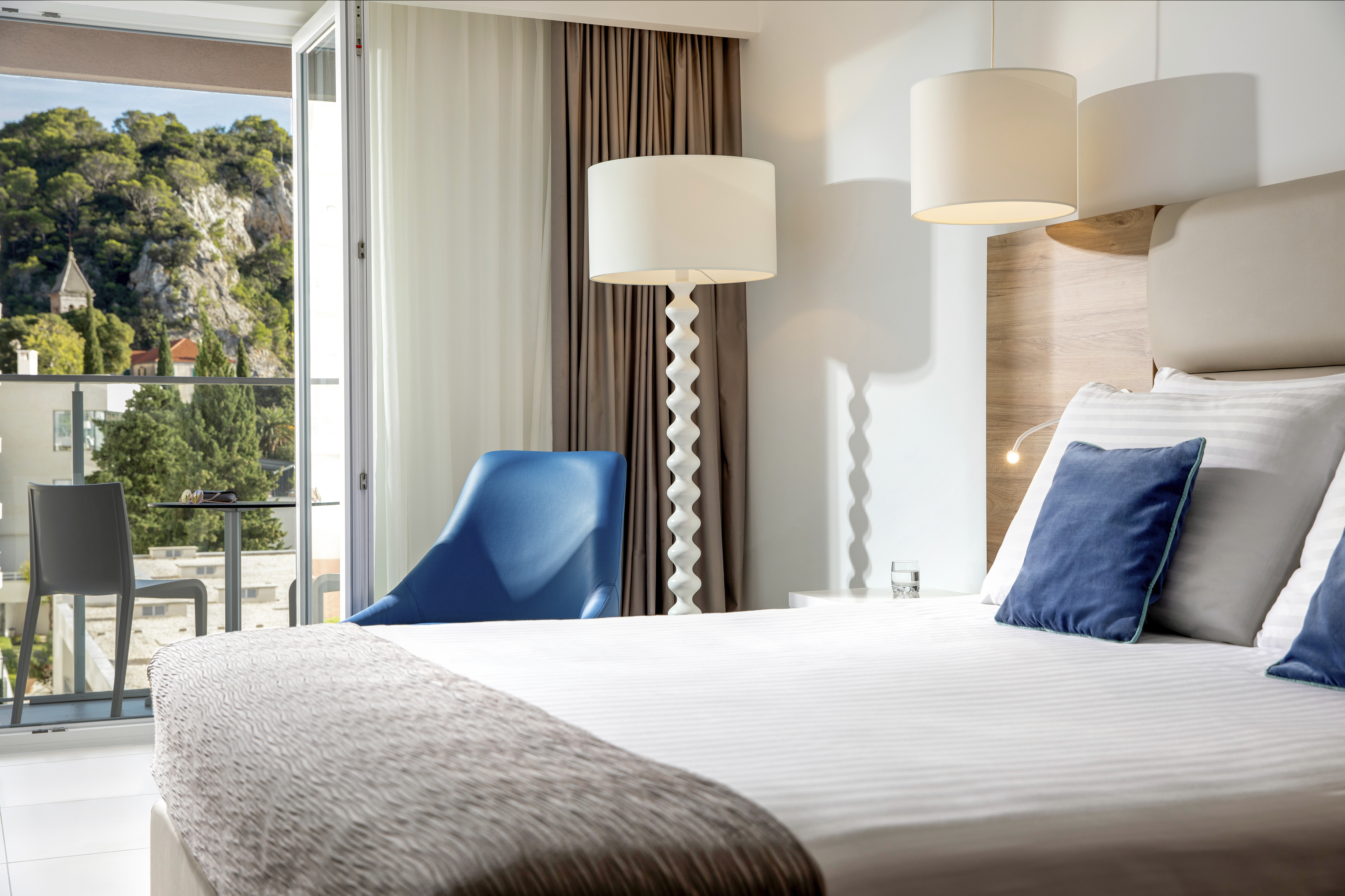 Double Superior Side Sea View