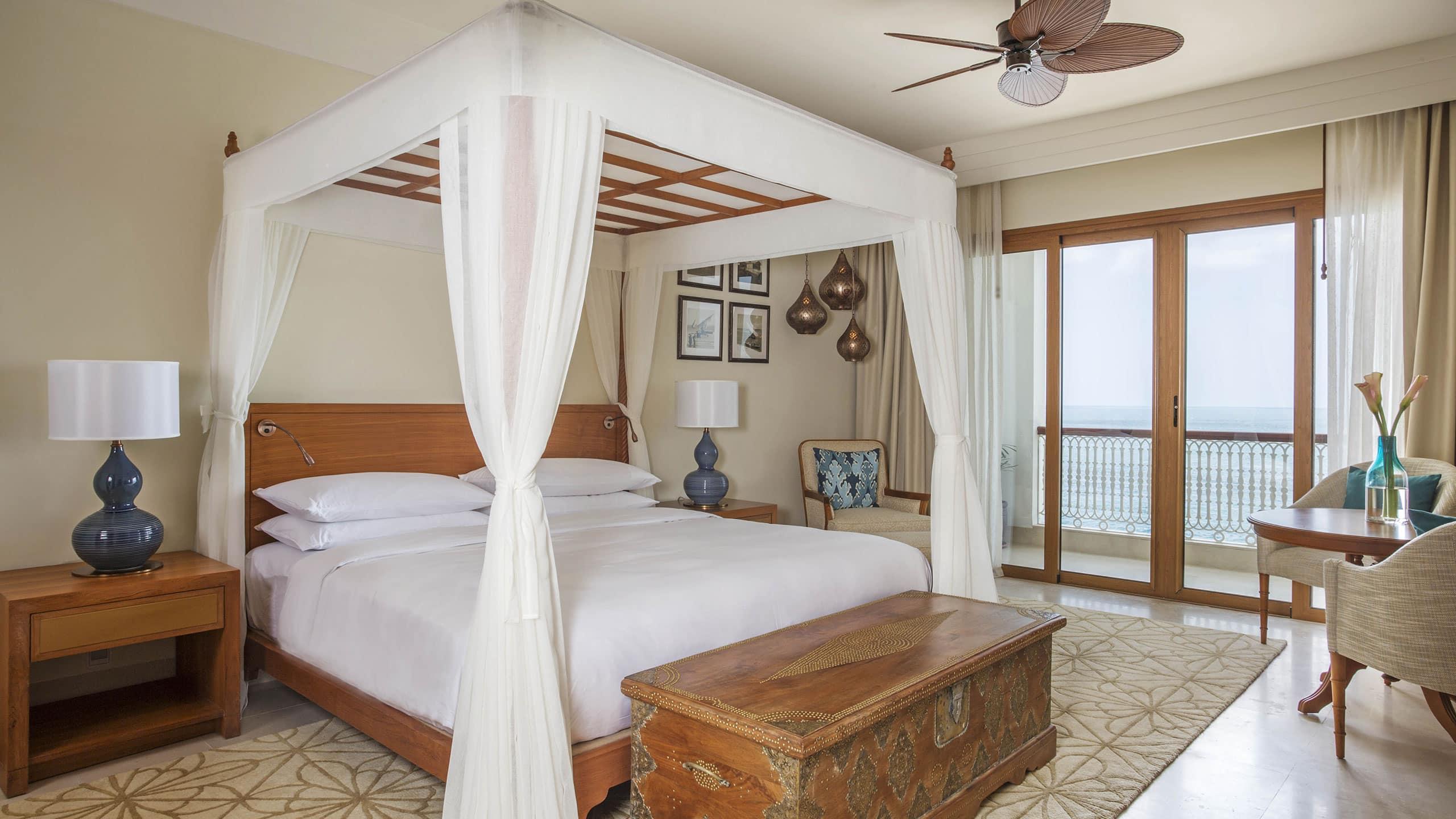 Twin Deluxe King Bed