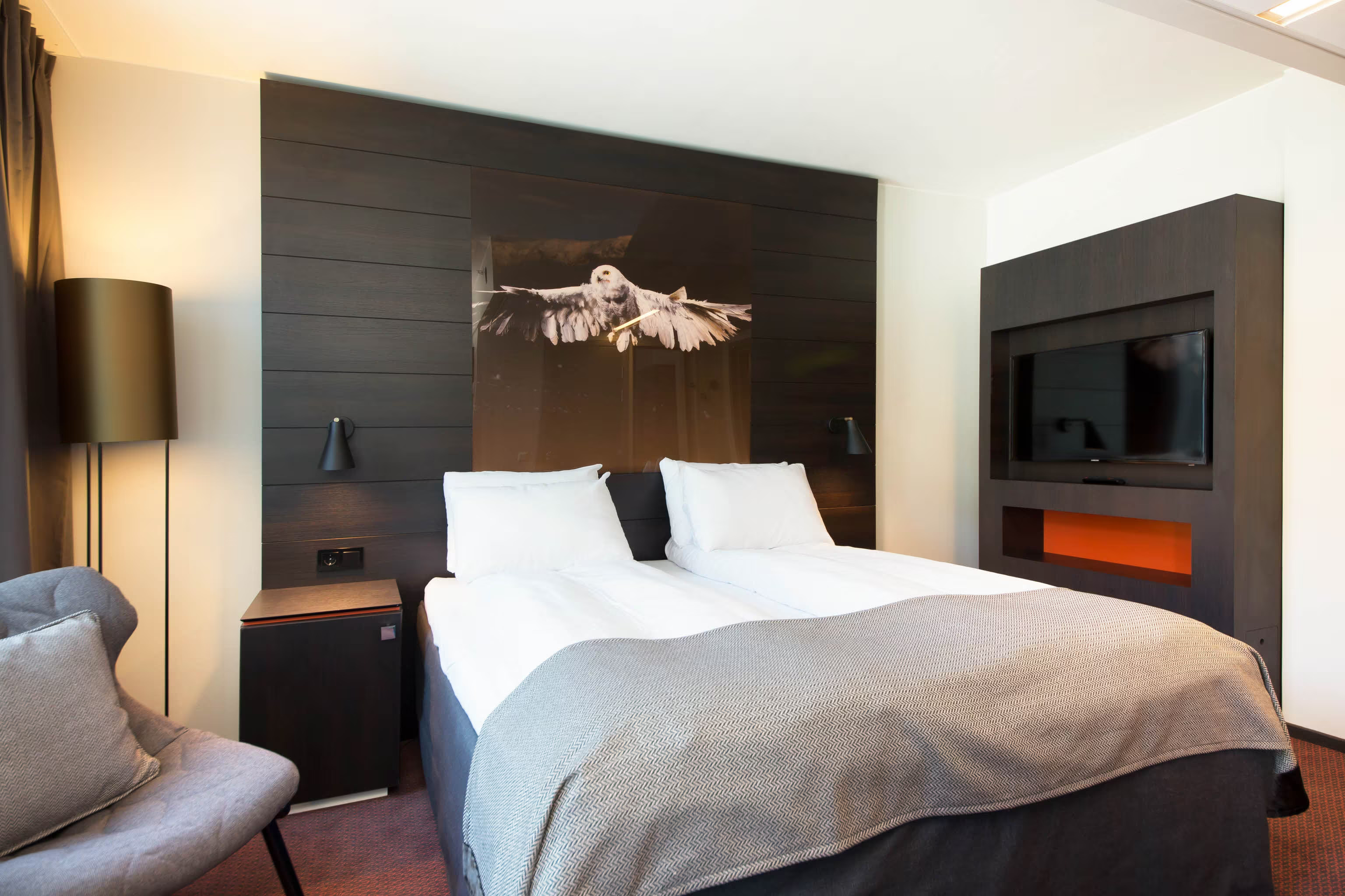 Double Single Superior King Bed