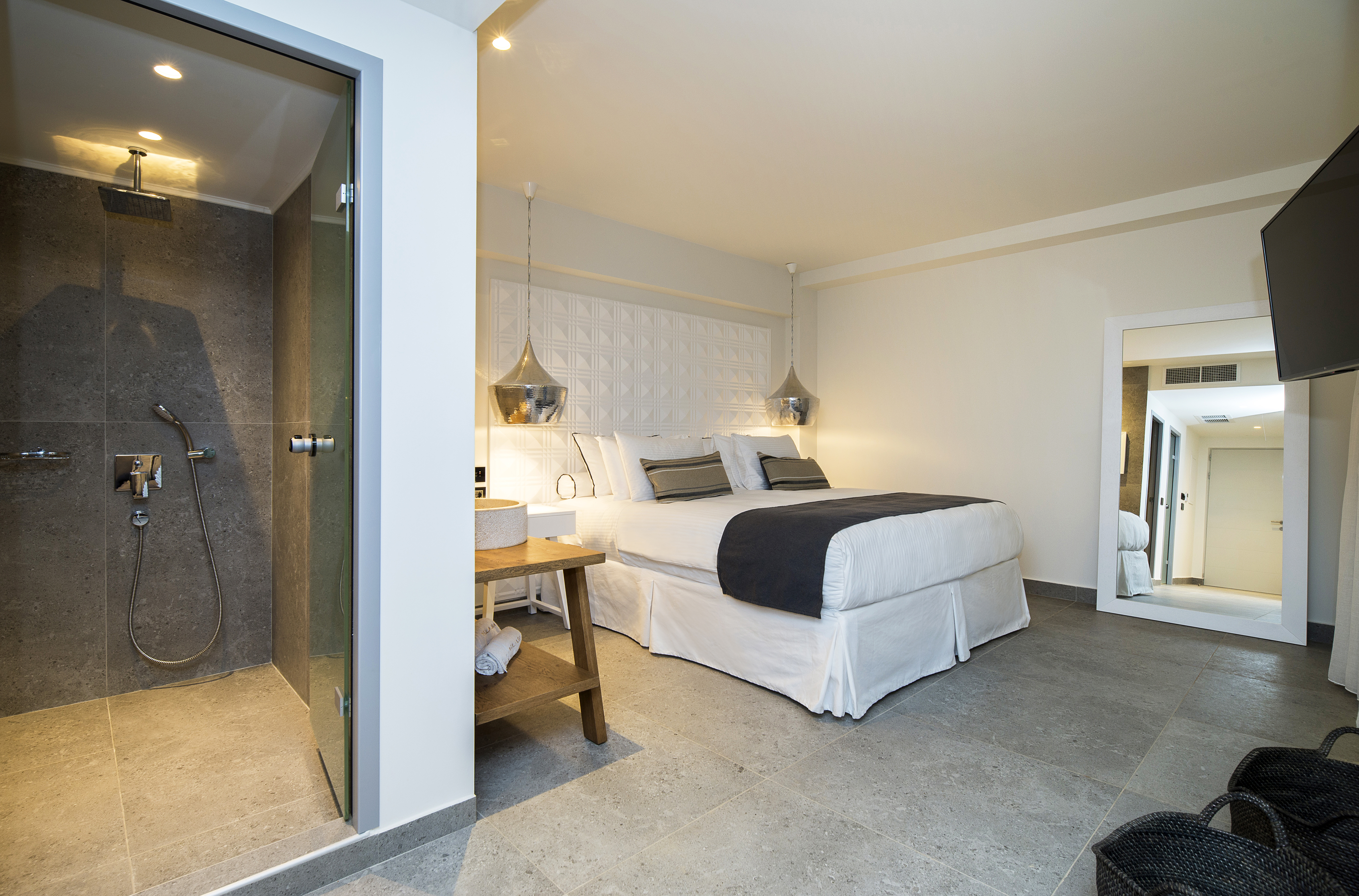 Suite with Private Pool