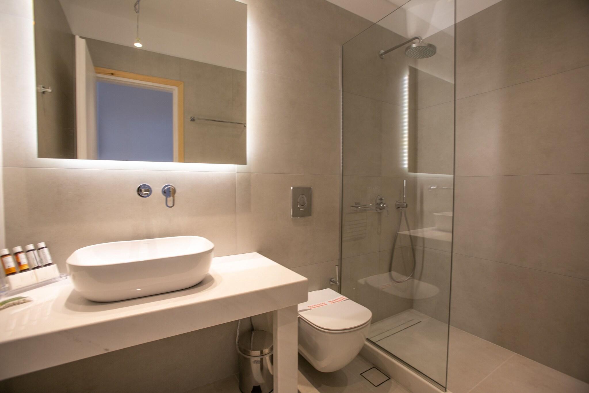 Double or Twin Deluxe