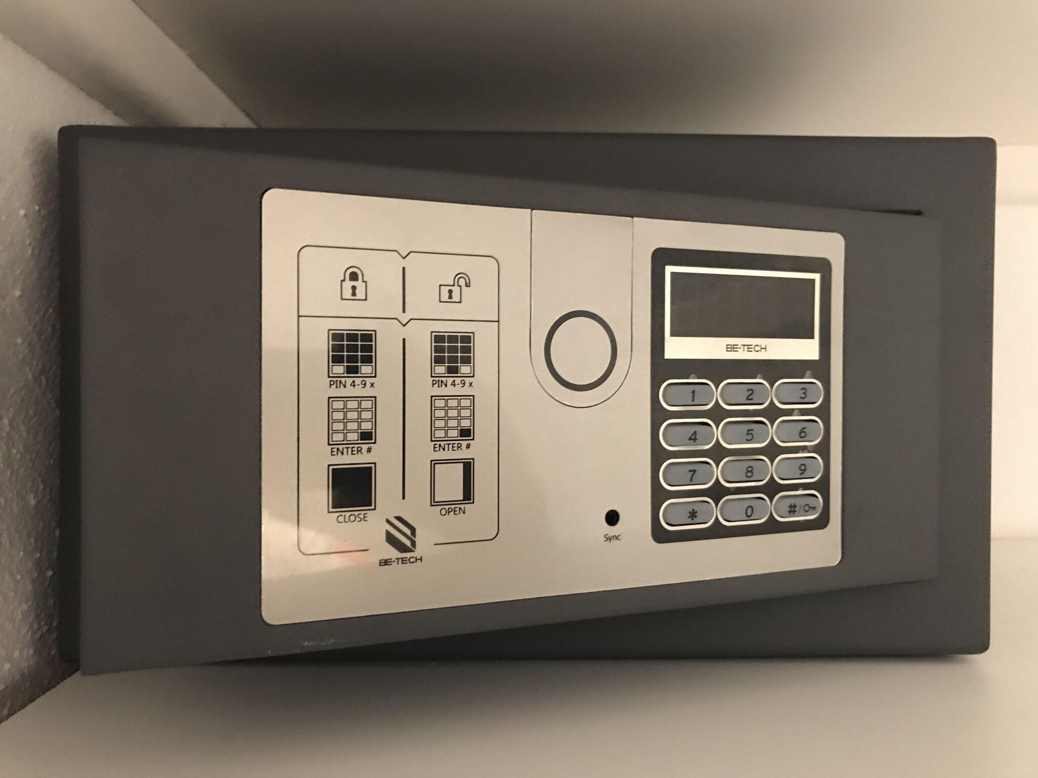 Quadruple Deluxe Sea View