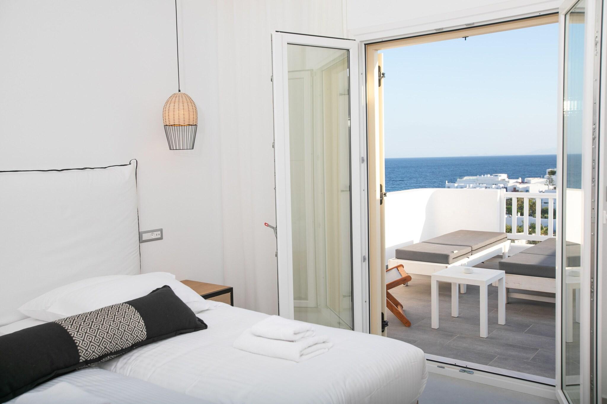 Quadruple Deluxe Sea View