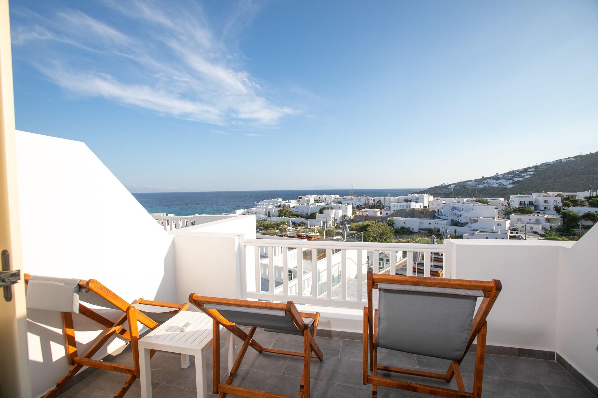 Quadruple Deluxe Sea View