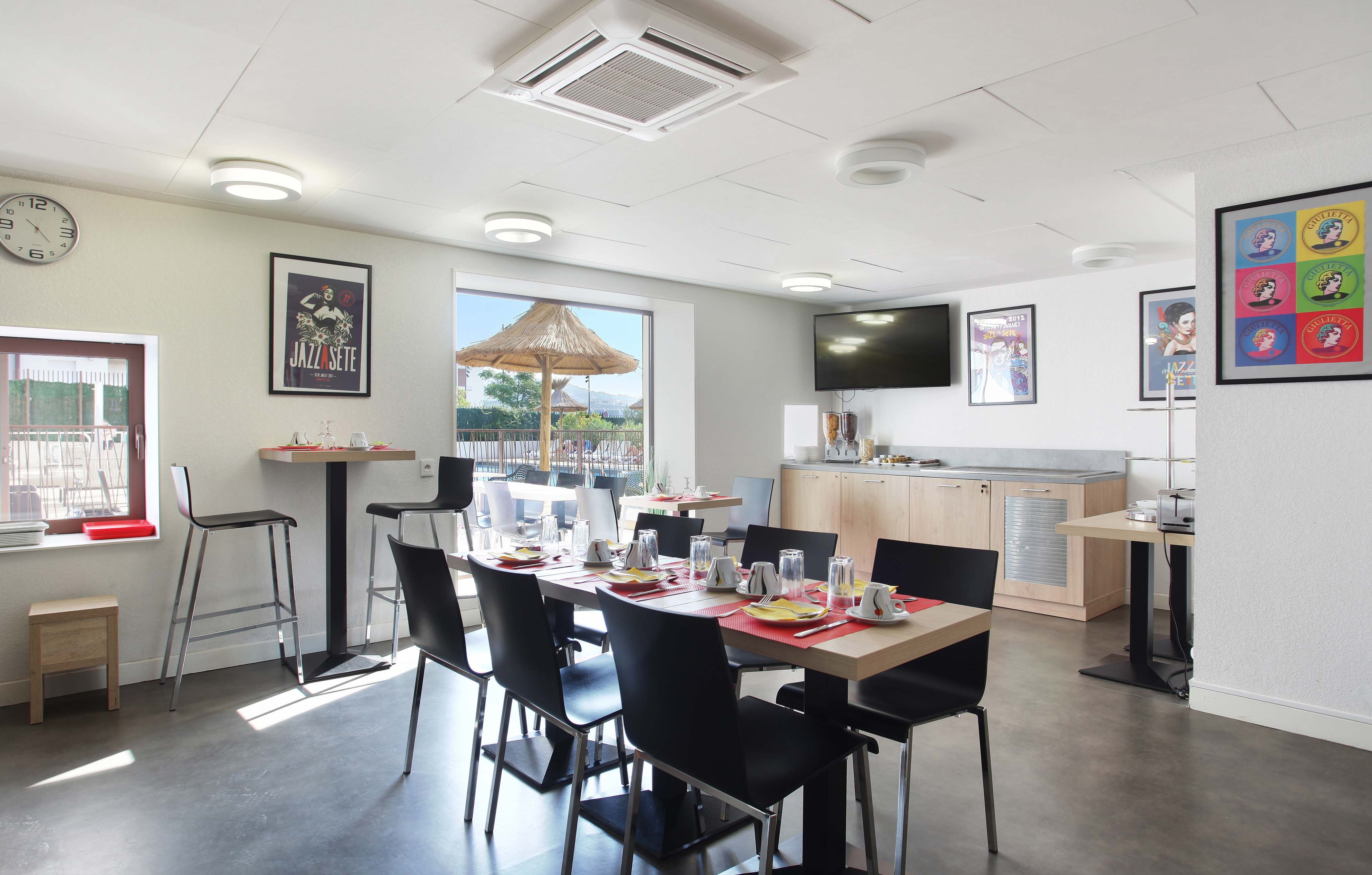 Apartment Capacity 6