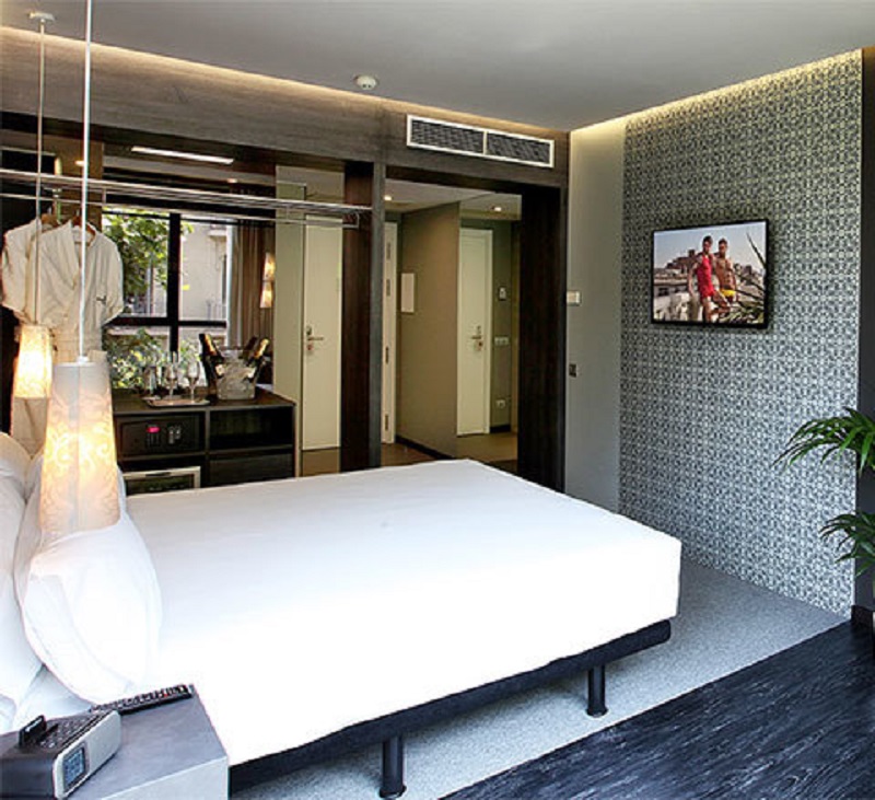 Double Deluxe Premium