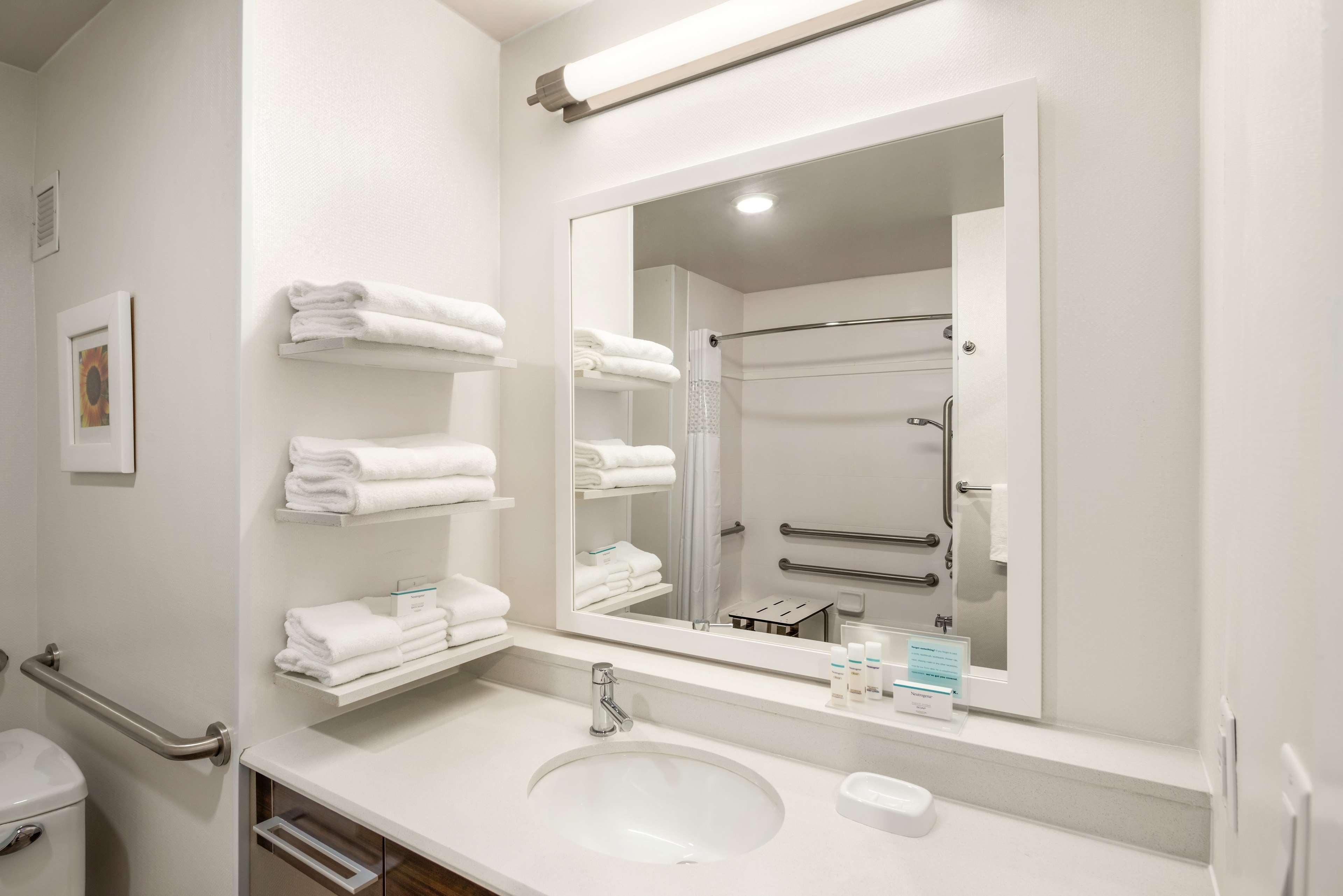 Double Accessible-two Queen Beds