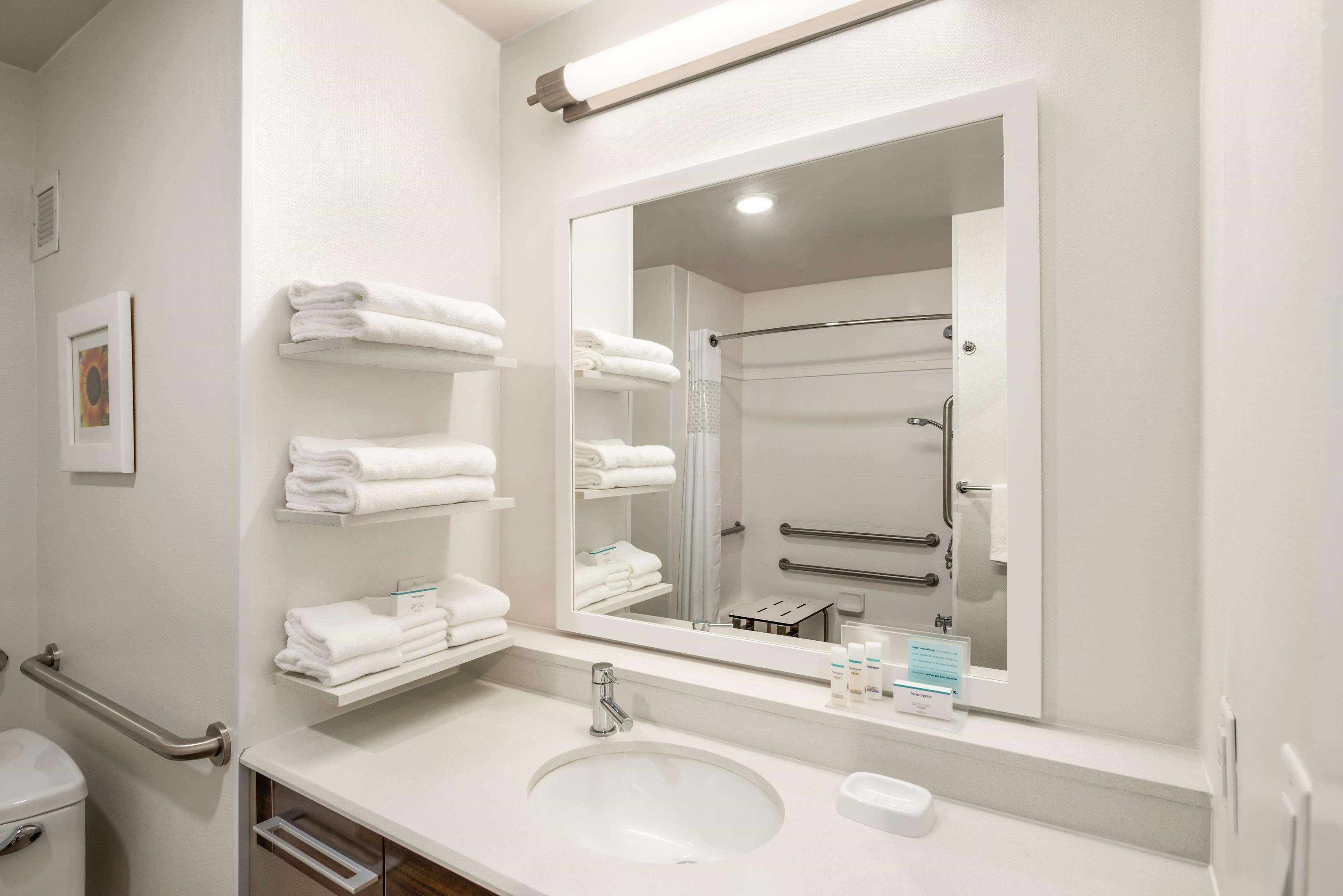 Studio King Bed Non Smoking