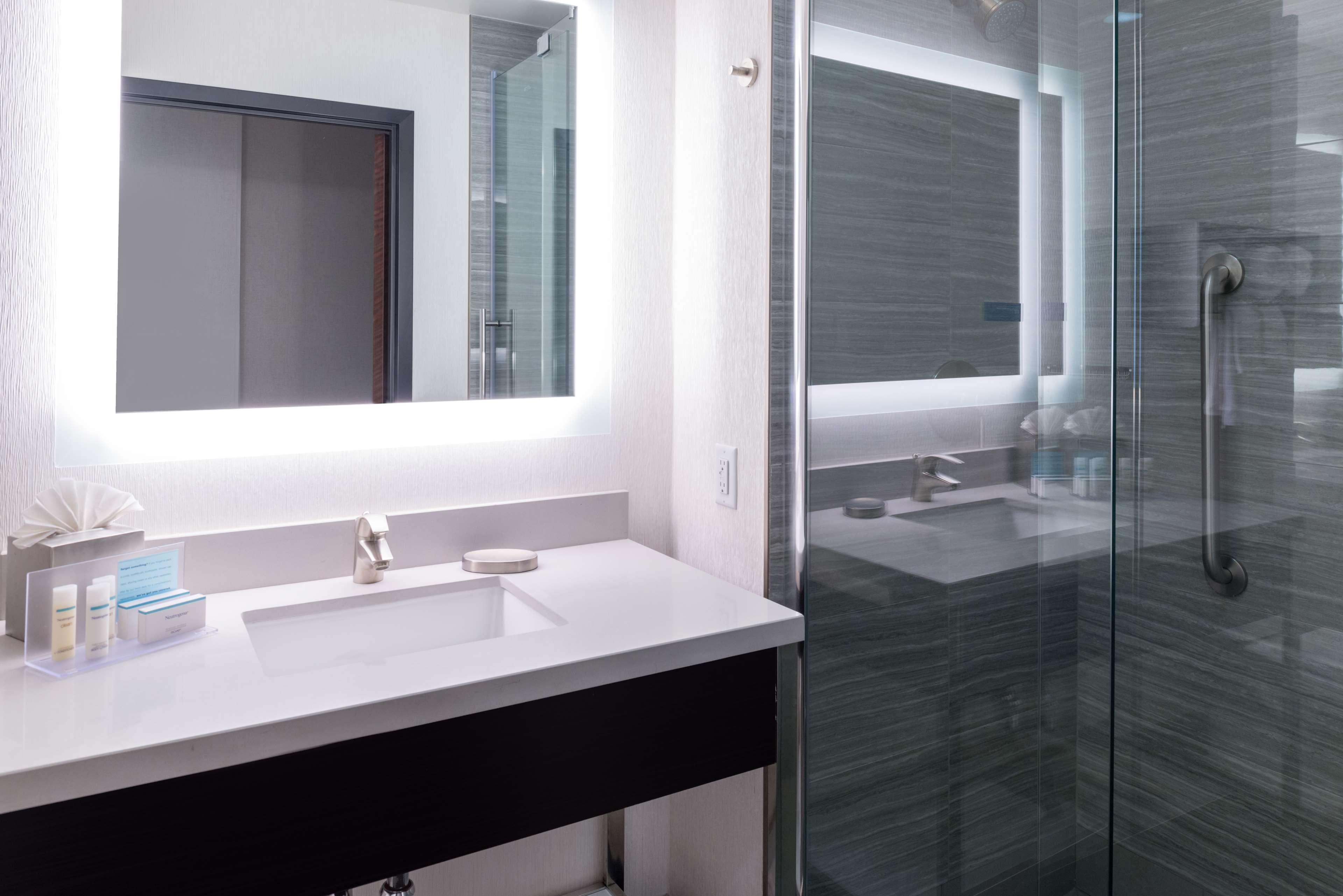 Double City View King Bed