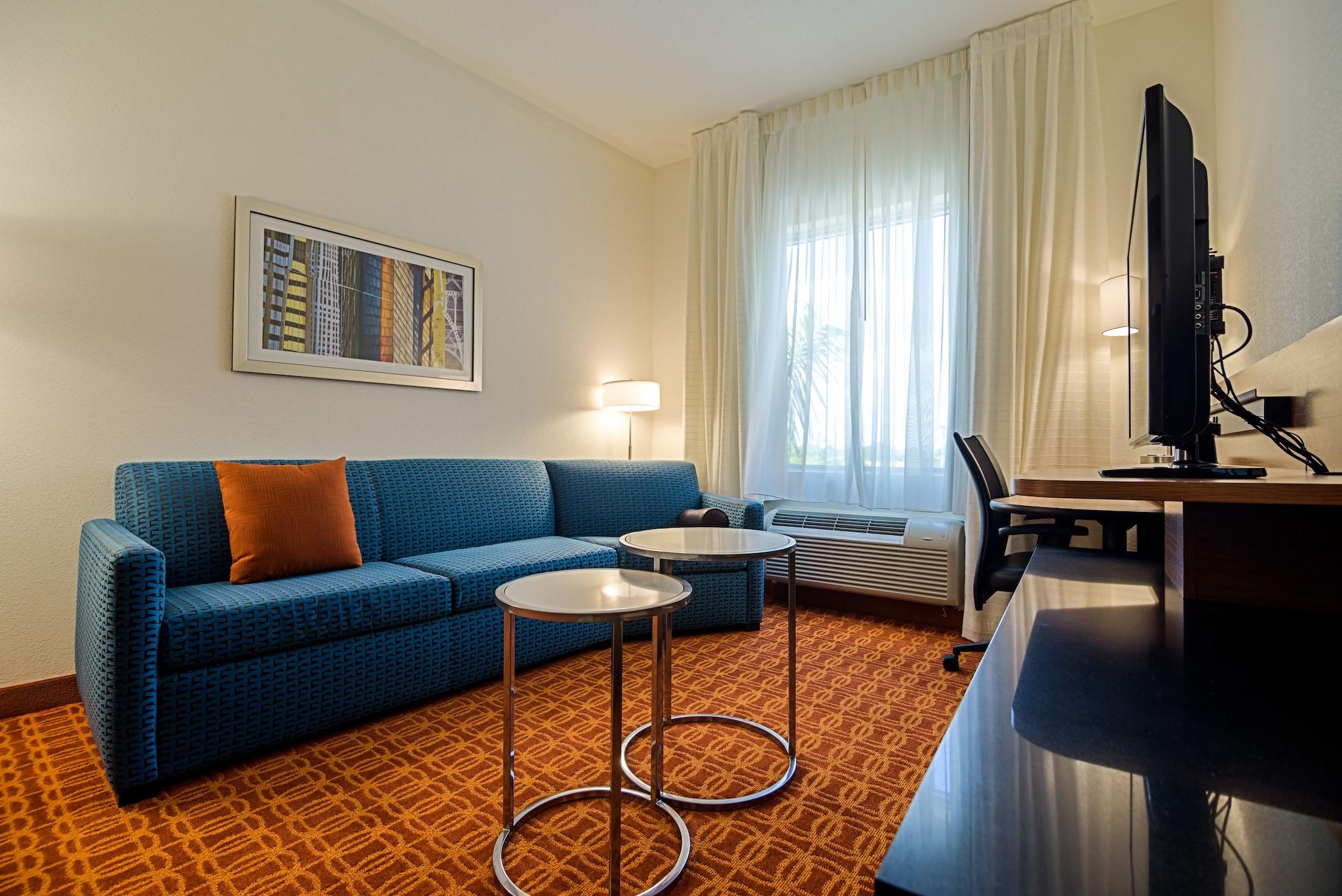 Studio King Size Bed