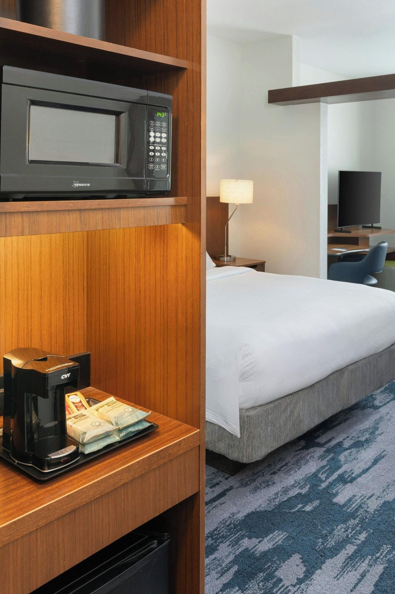 Studio King Size Bed