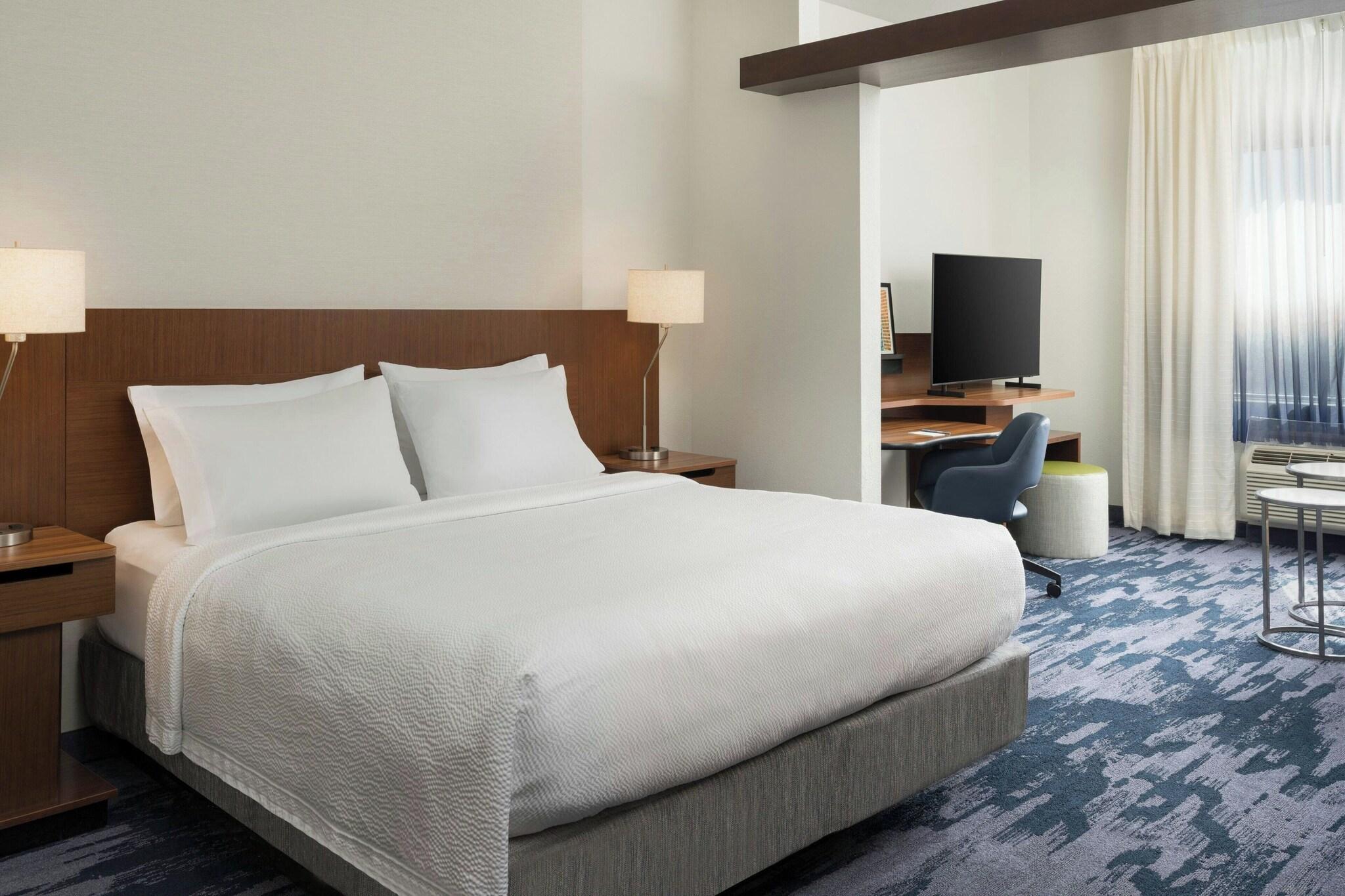 Studio King Size Bed