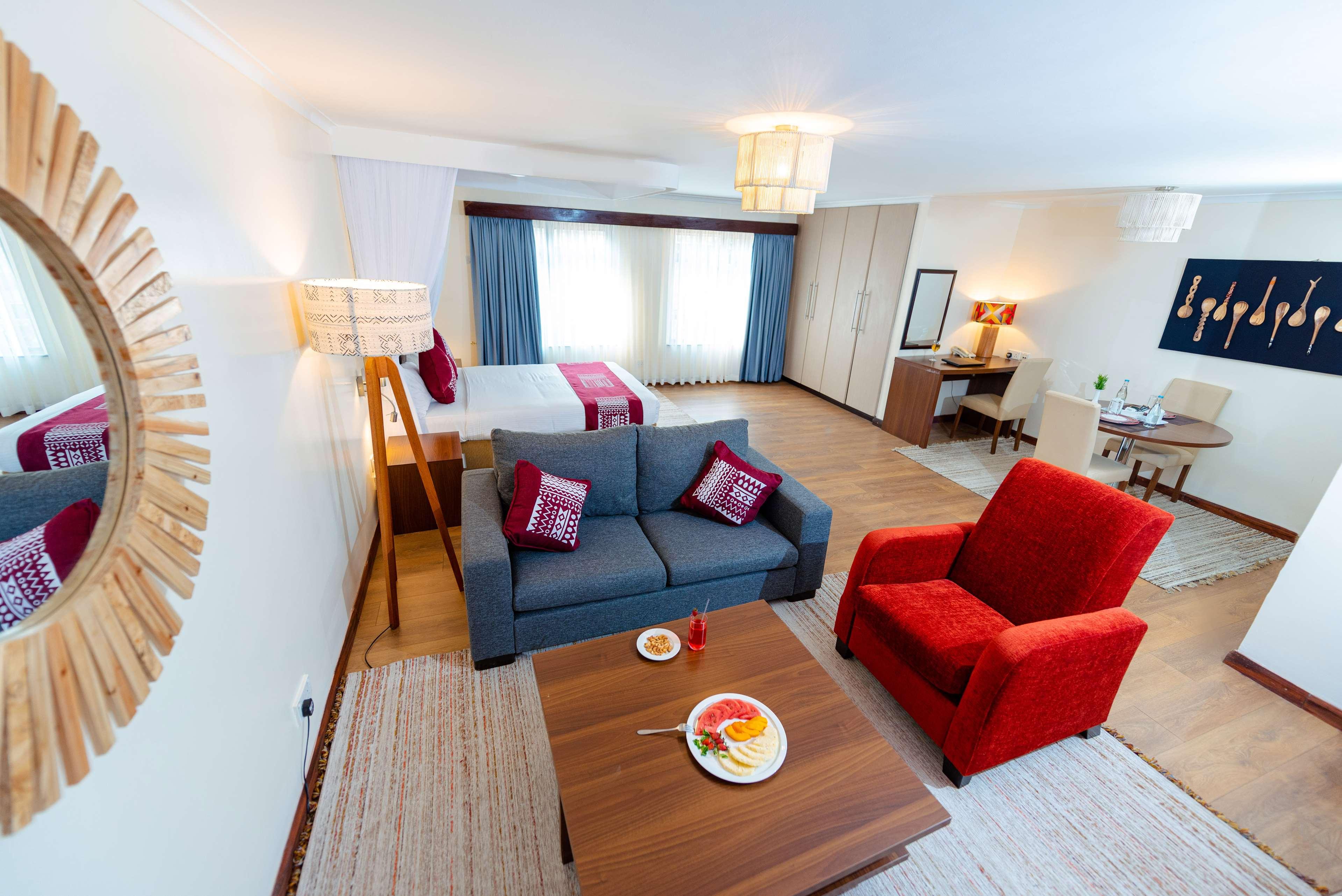 Studio Queen Size Bed