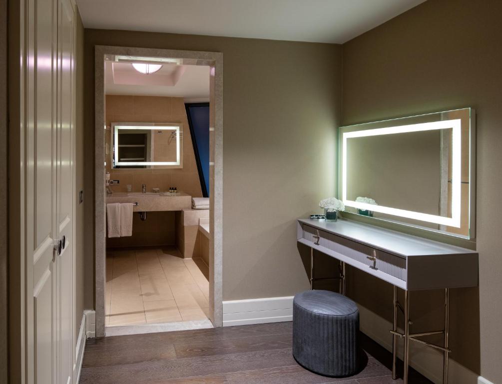 Suite Capacity 3
