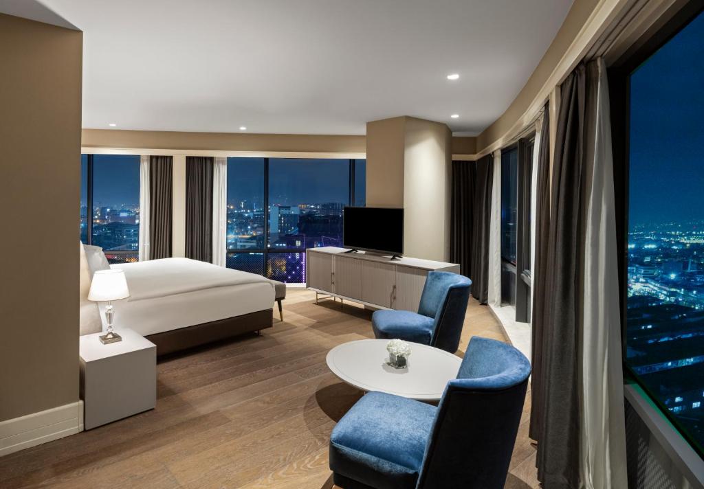 Suite Capacity 3