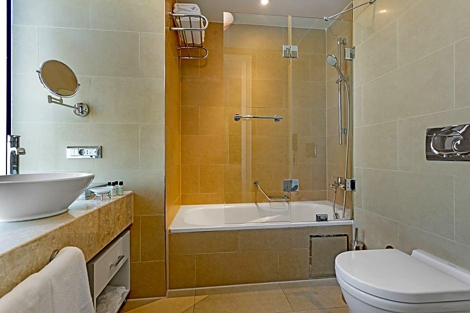 Single Executive Sea View