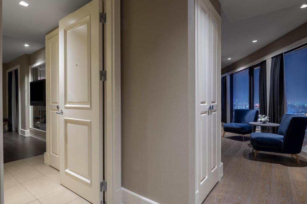 Suite Capacity 4