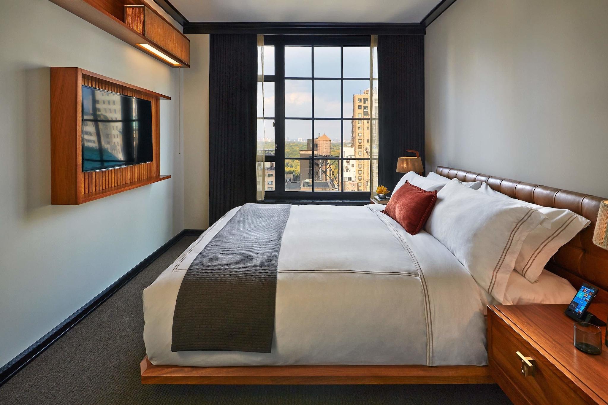 Suite King Bed One Bedroom 