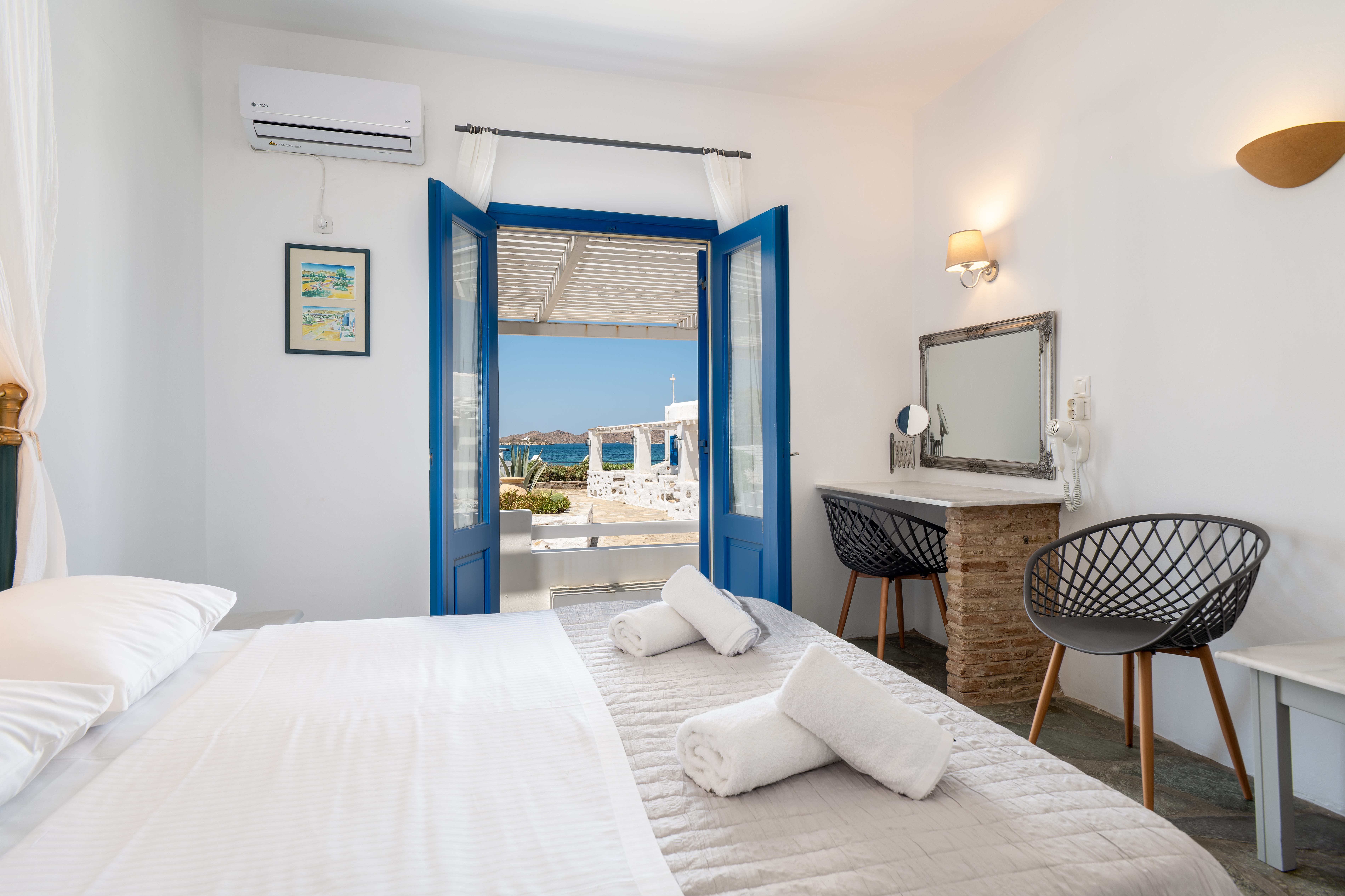 Double or Twin Deluxe Sea View with Balcony