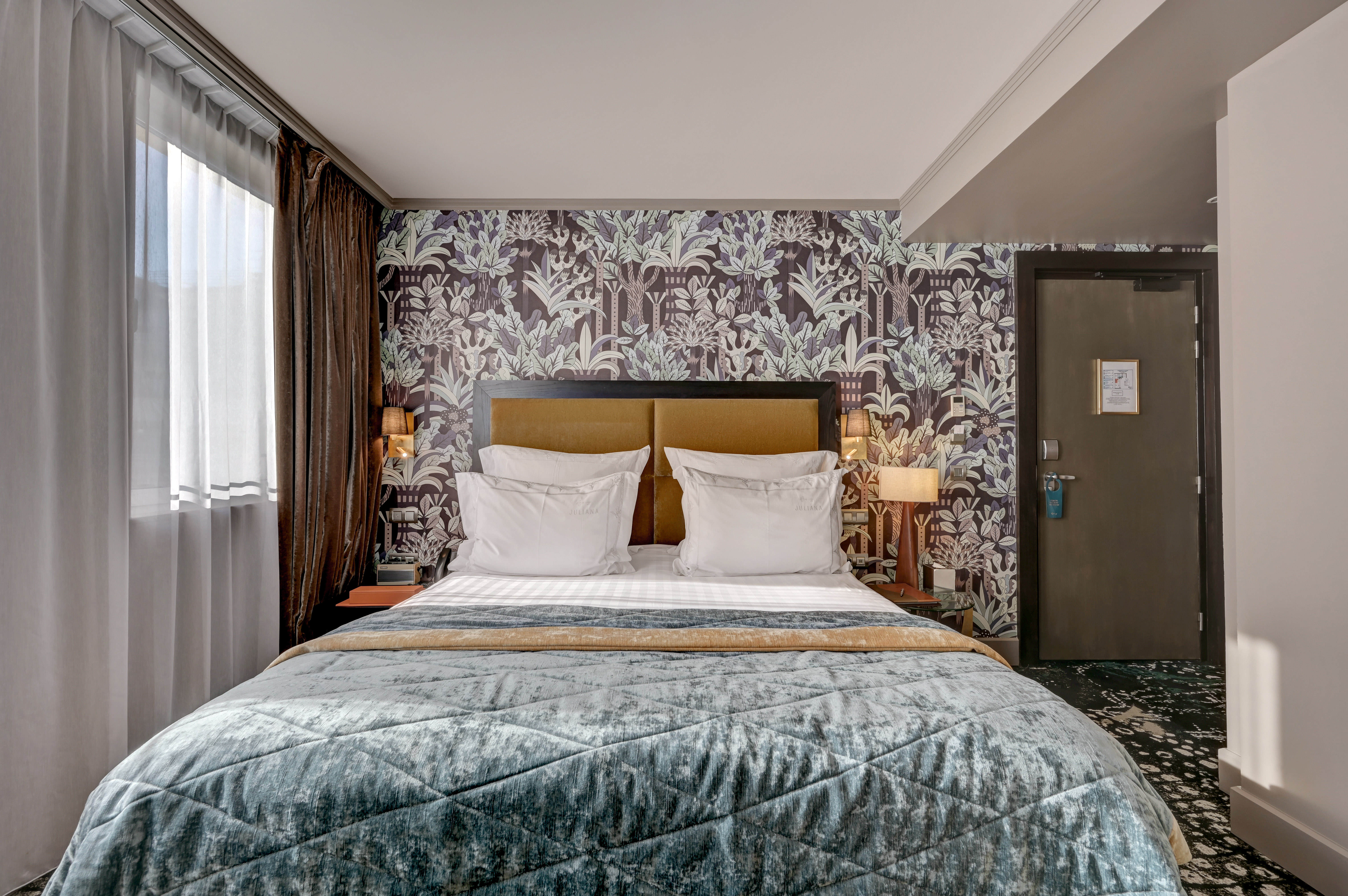 Double Single Superior