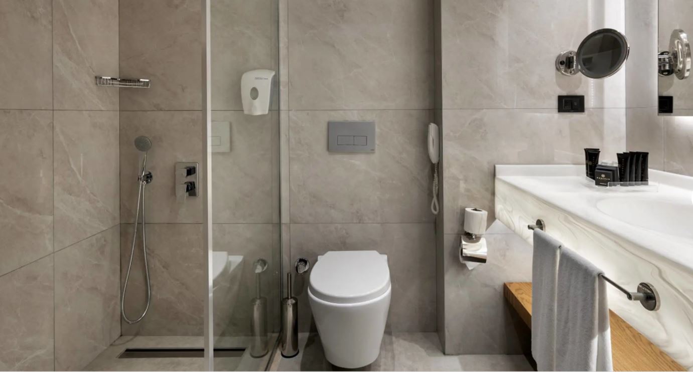 Double Single Superior Land View