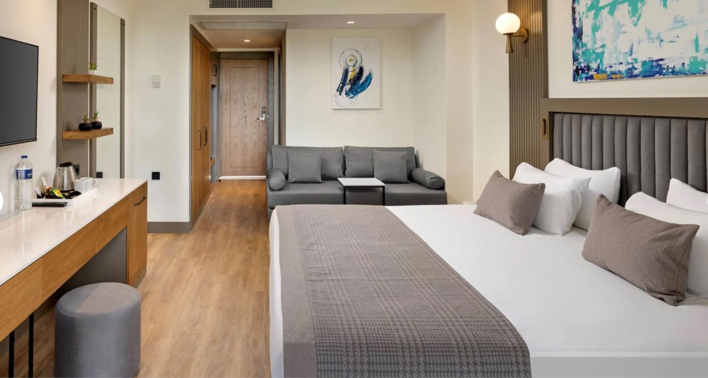 Double Superior Land View