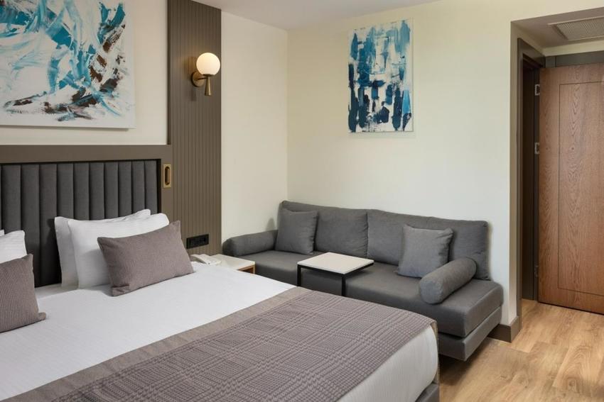 Family Room Duplex Superior