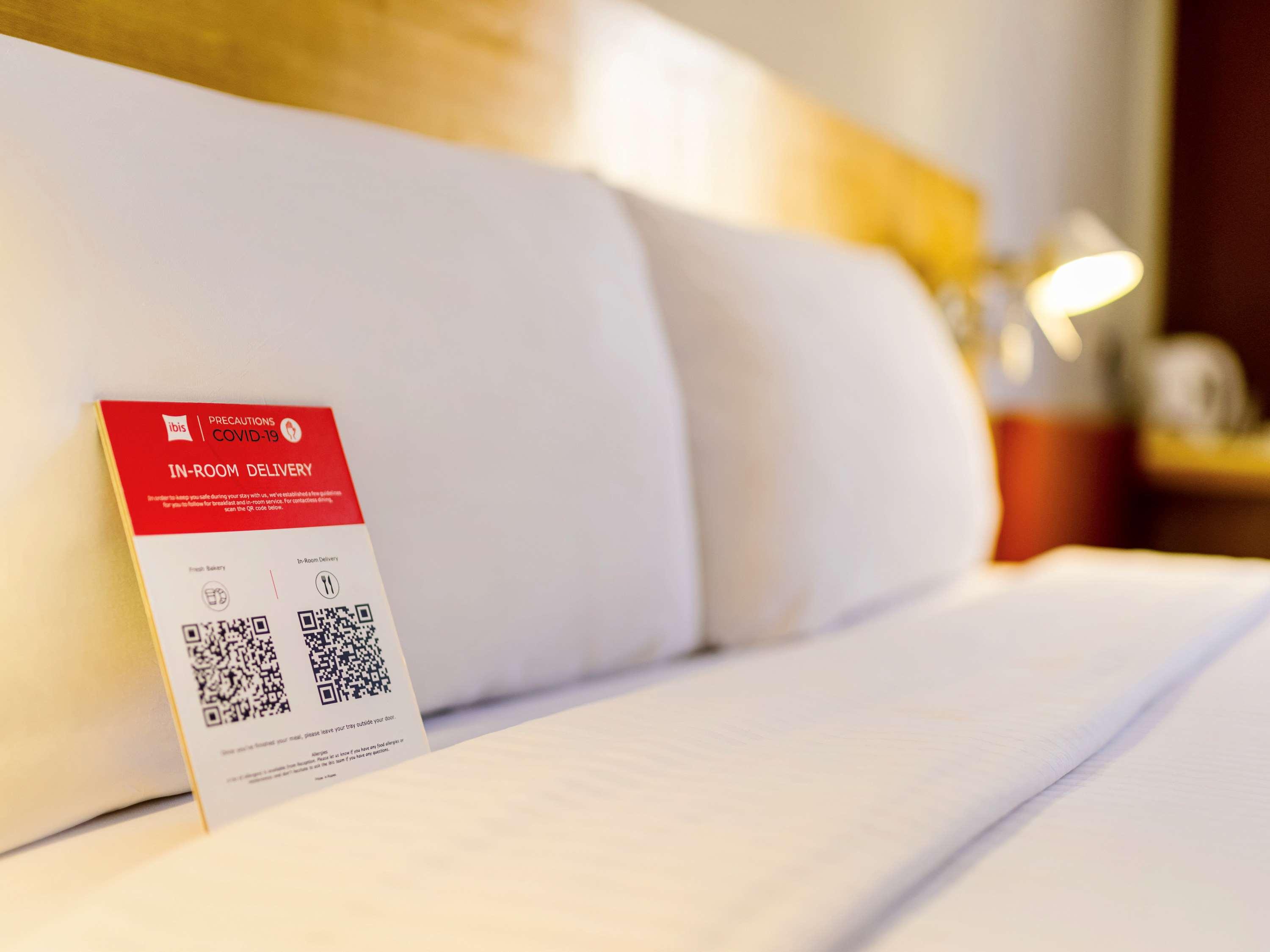 Double Queen Size Bed