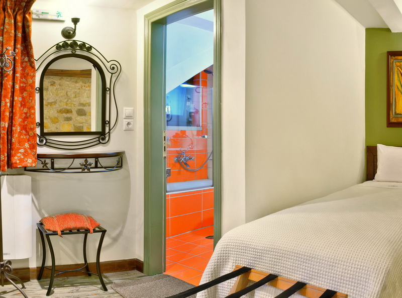 Double or Twin Standard