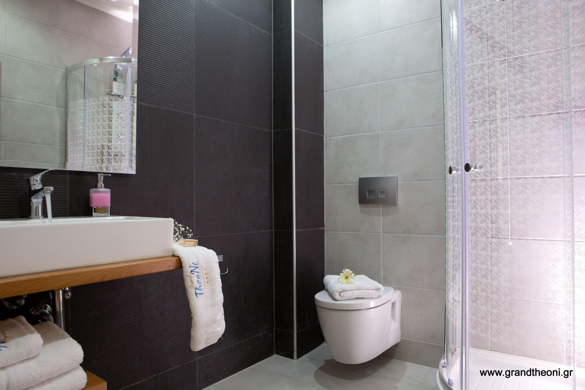 Quadruple with Double Bed