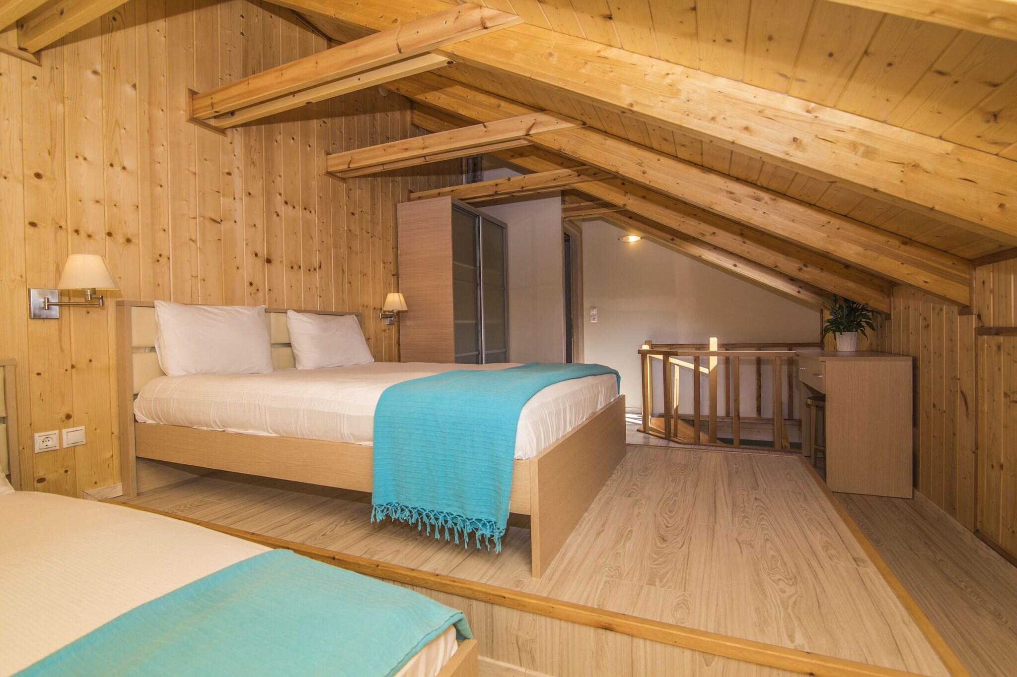 Suite Deluxe with Views