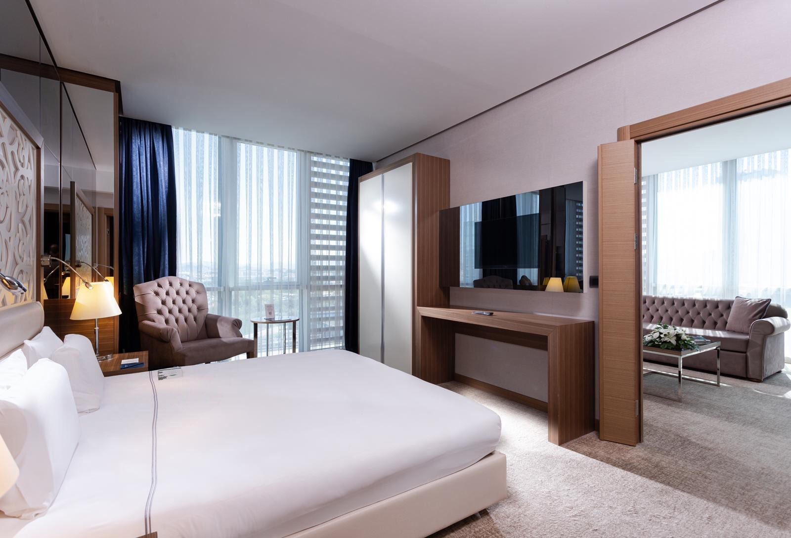 Suite Executive King Bed