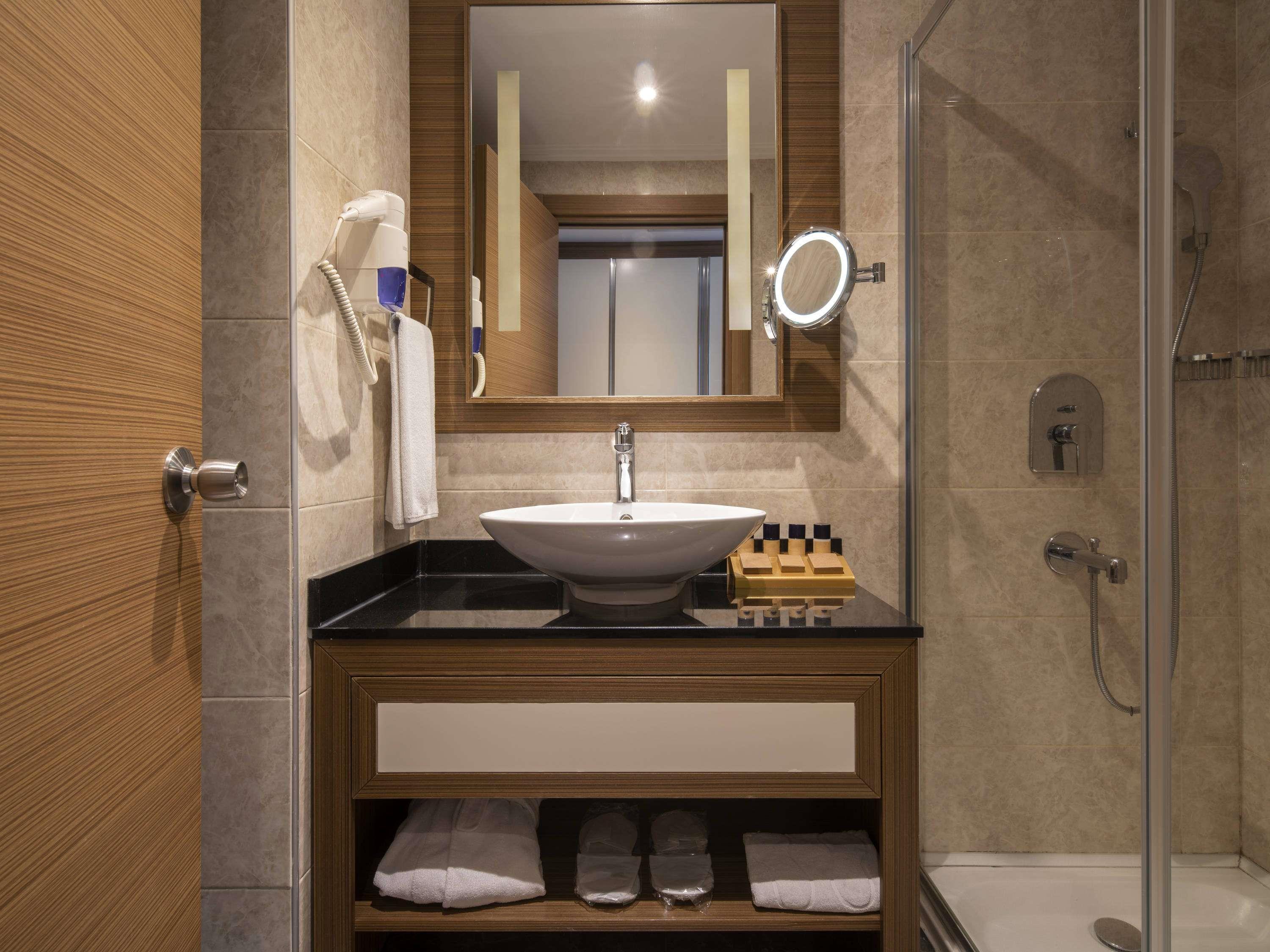 Double Superior City View