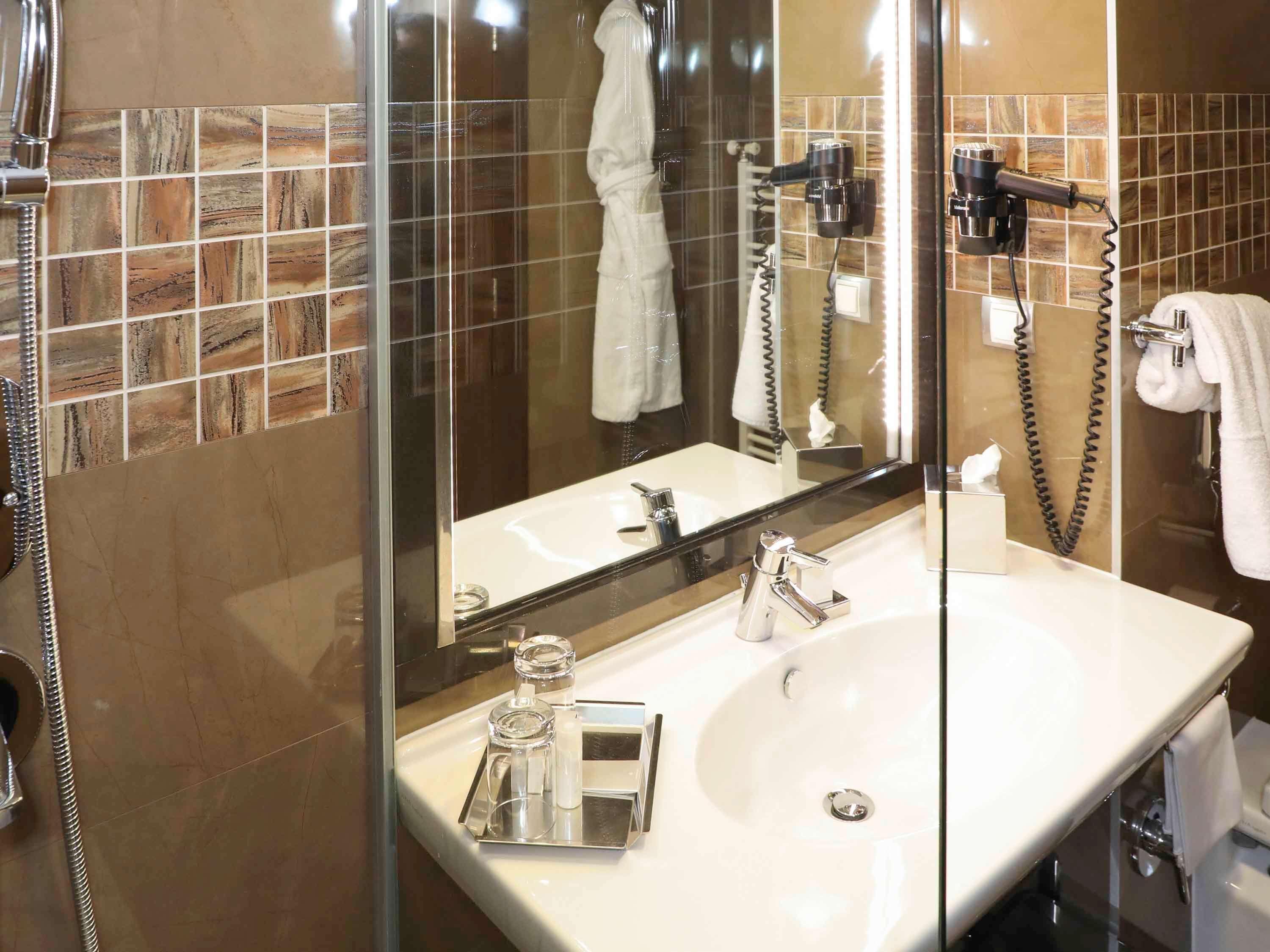 Double or Twin Deluxe