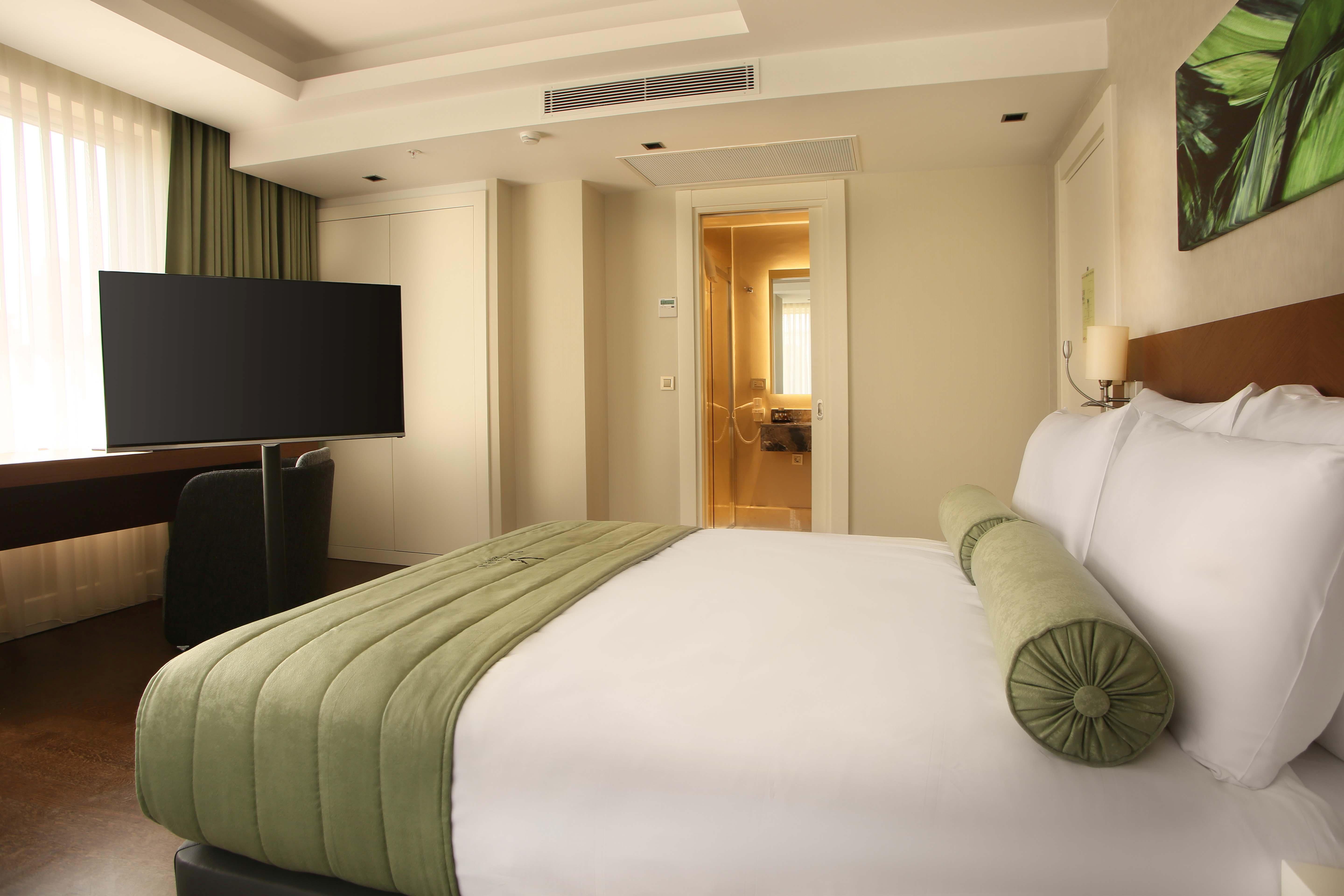 Double Superior with Balcony