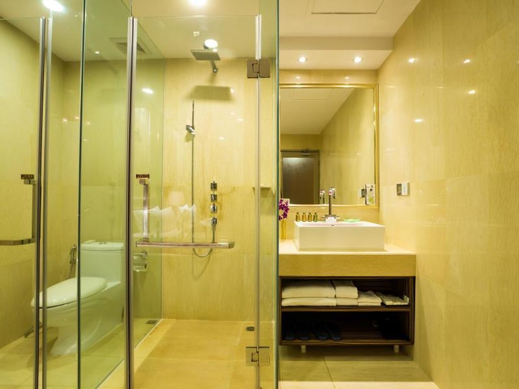 Double or Twin Deluxe