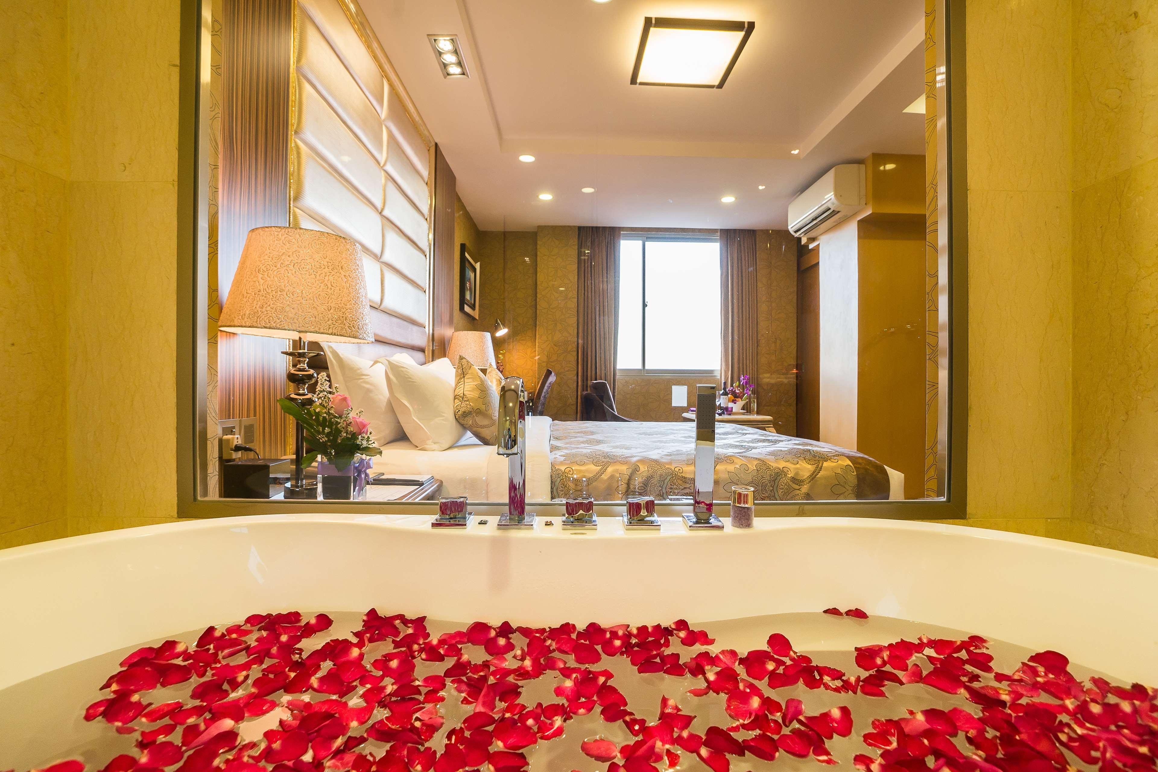 Junior Suite King Bed Non Smoking