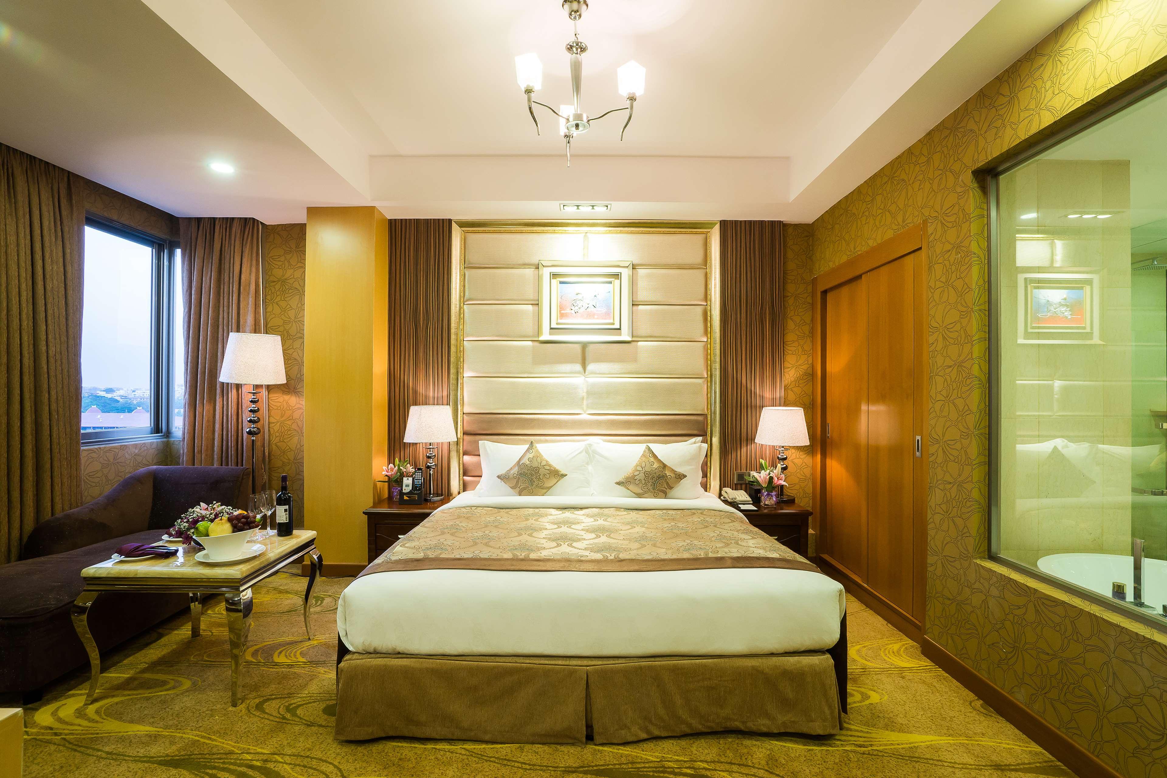 Junior Suite King Bed Non Smoking