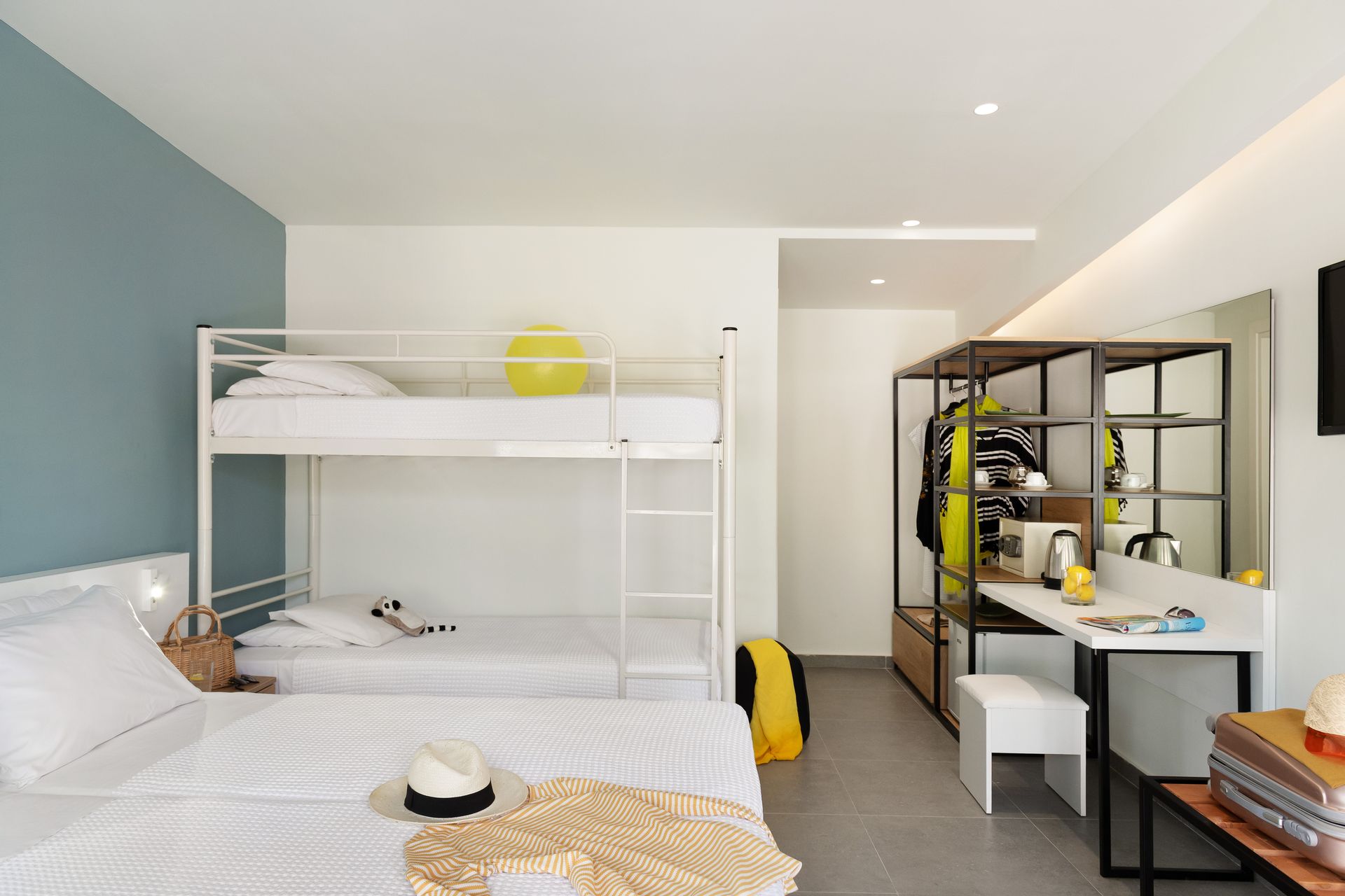 Family Room Superior