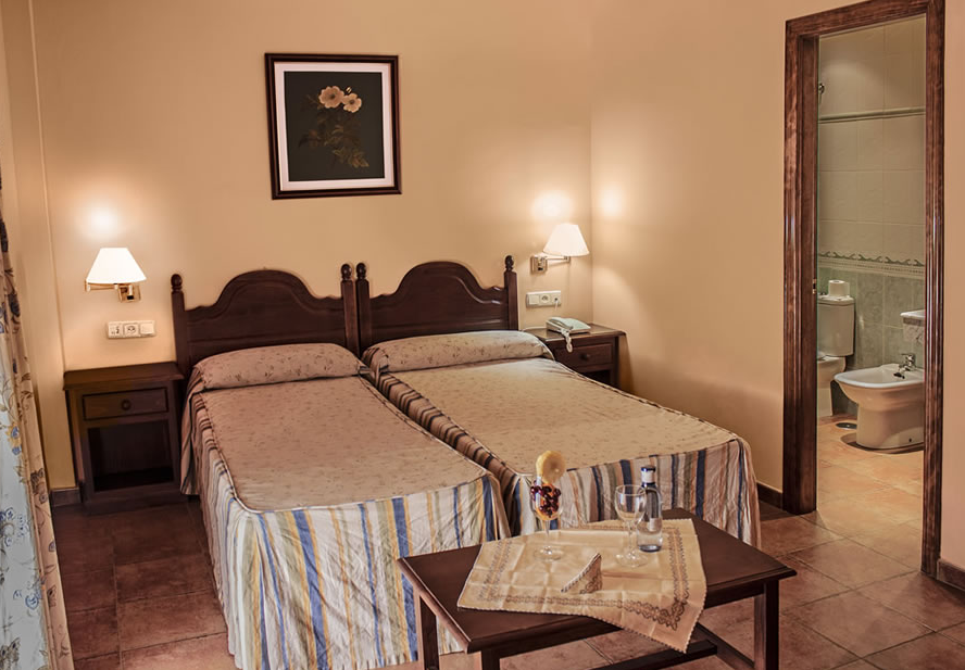 Double or Twin Standard