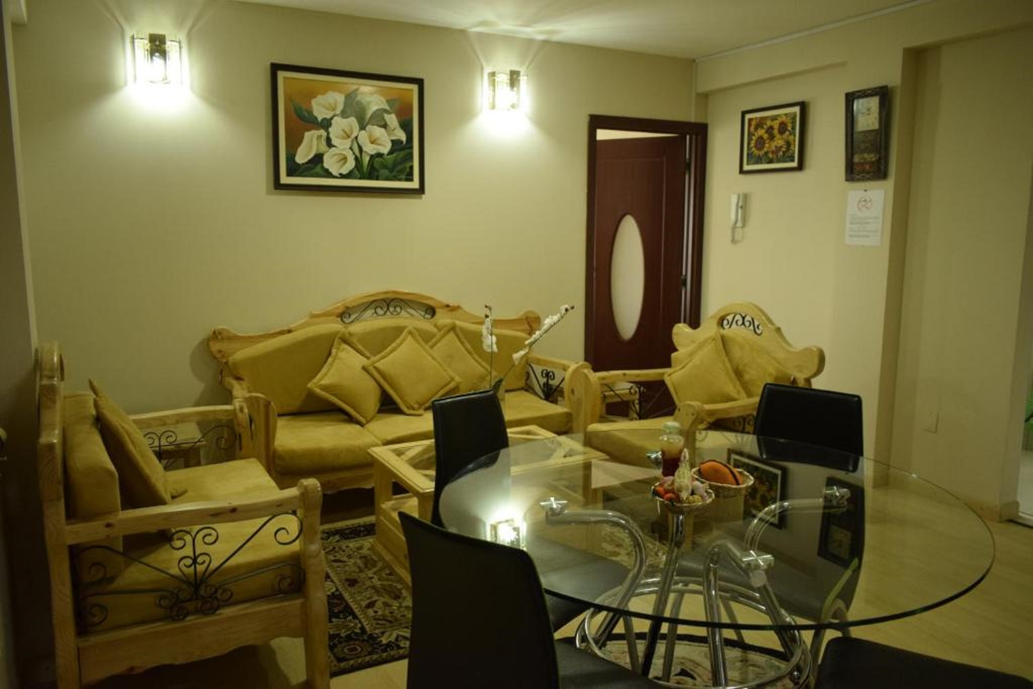 Apartment Capacity 5 Three Bedroom