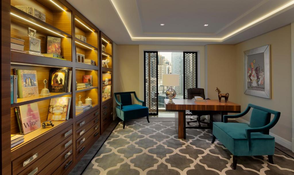Suite Two Bedrooms with Terrace