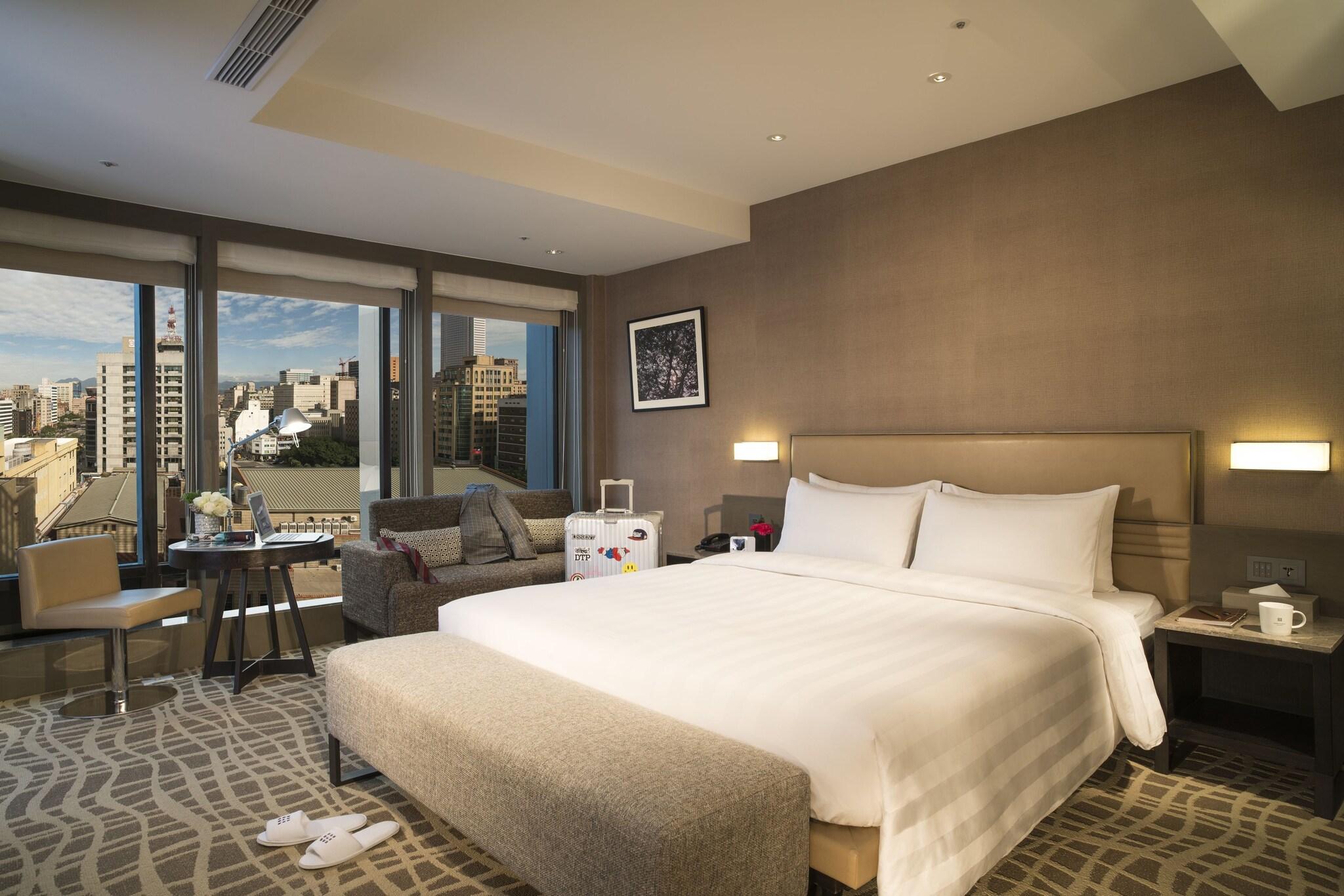 Suite Queen Size Bed