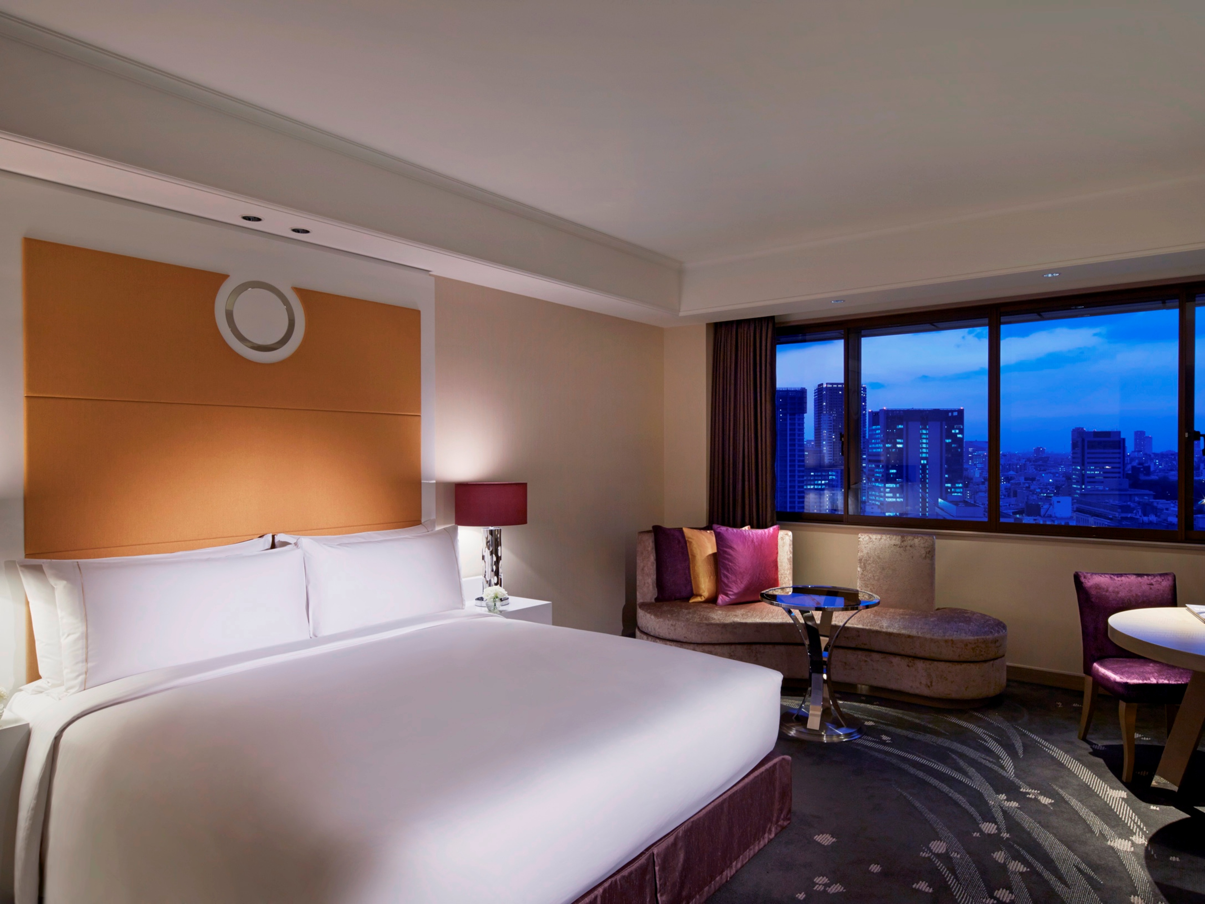 Double Executive King Bed