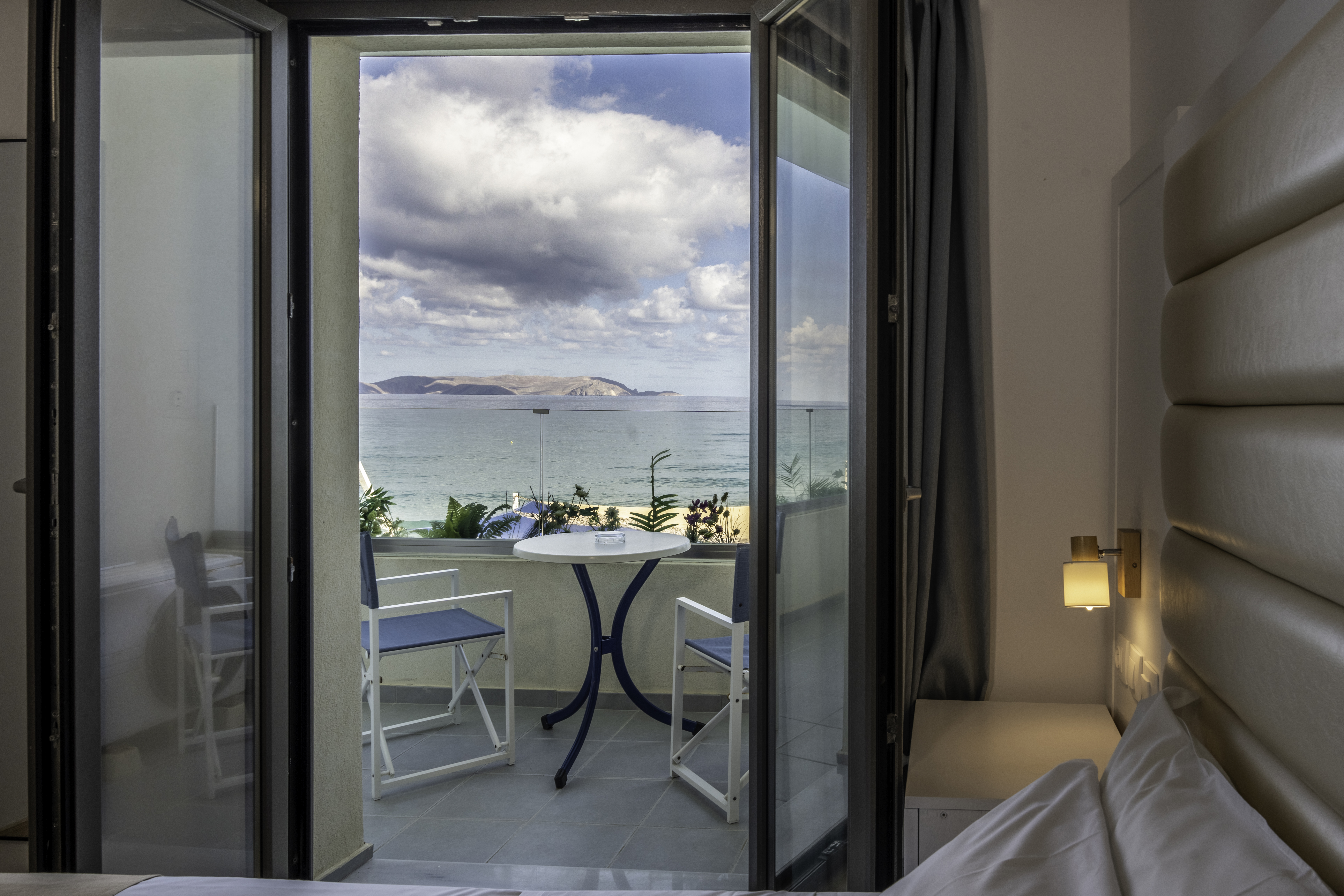 Family Room Sea View One Bedroom