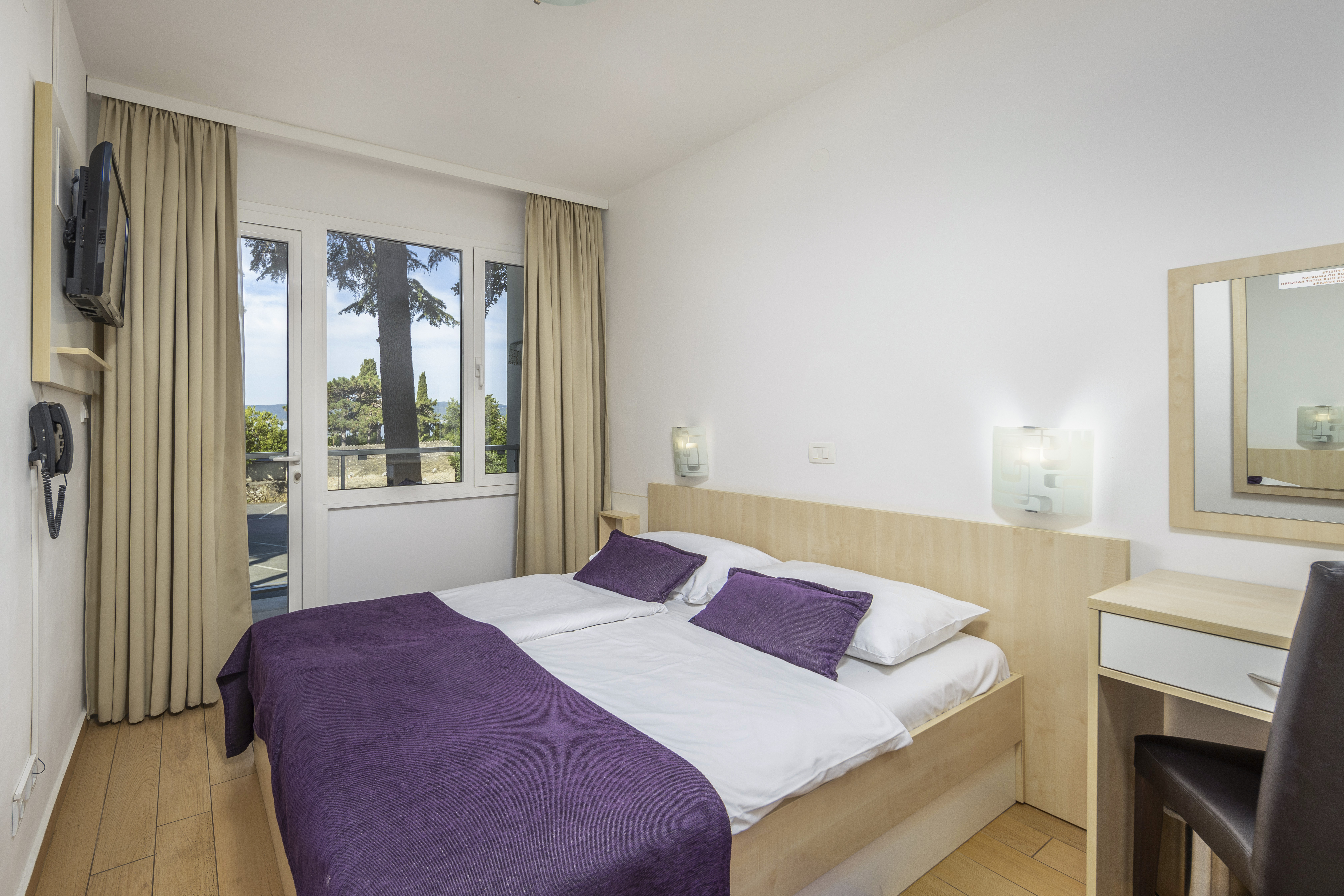 Double Superior Side Sea View