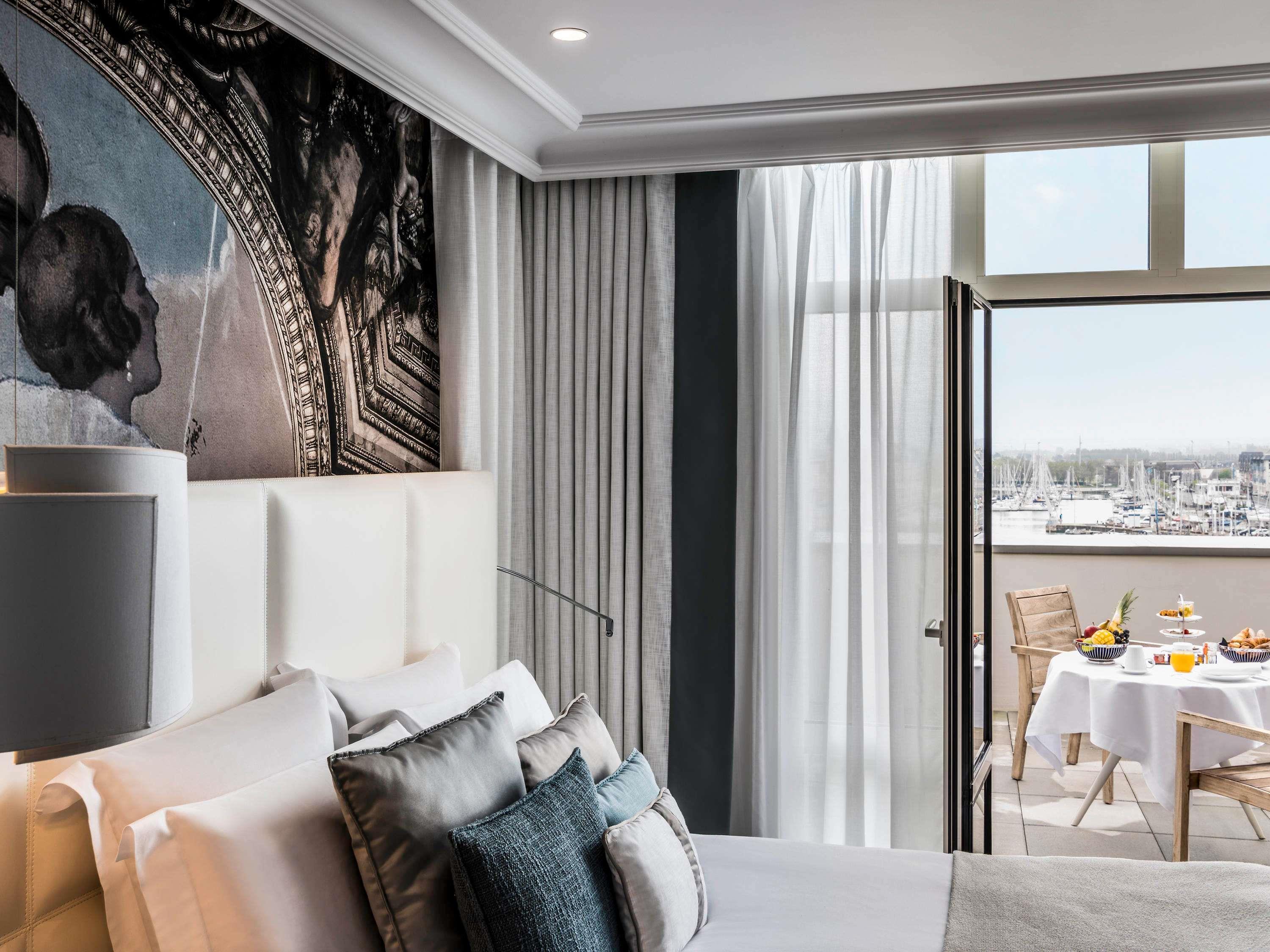 Double Classic with Terrace