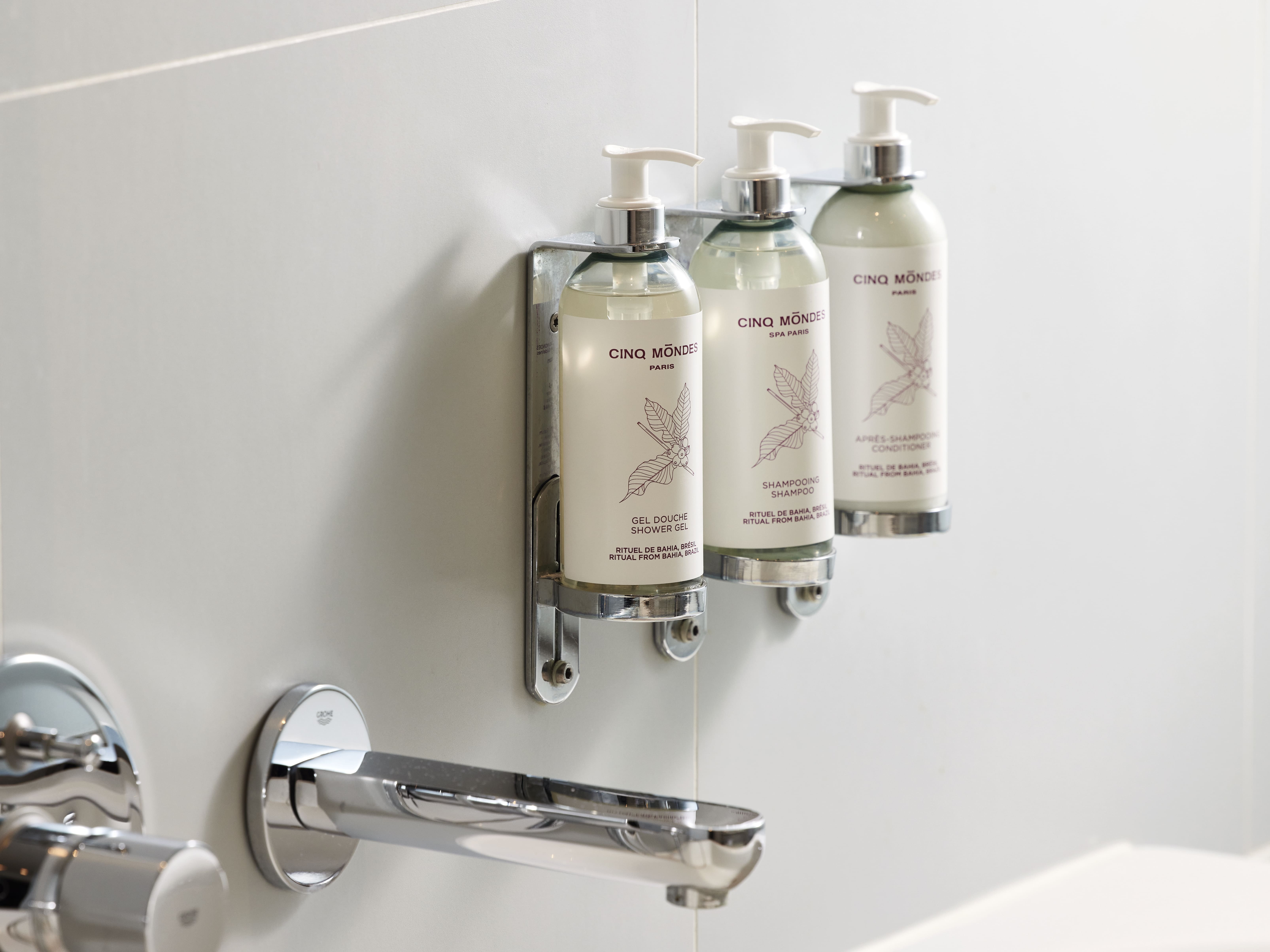 Double Classic Queen Bed