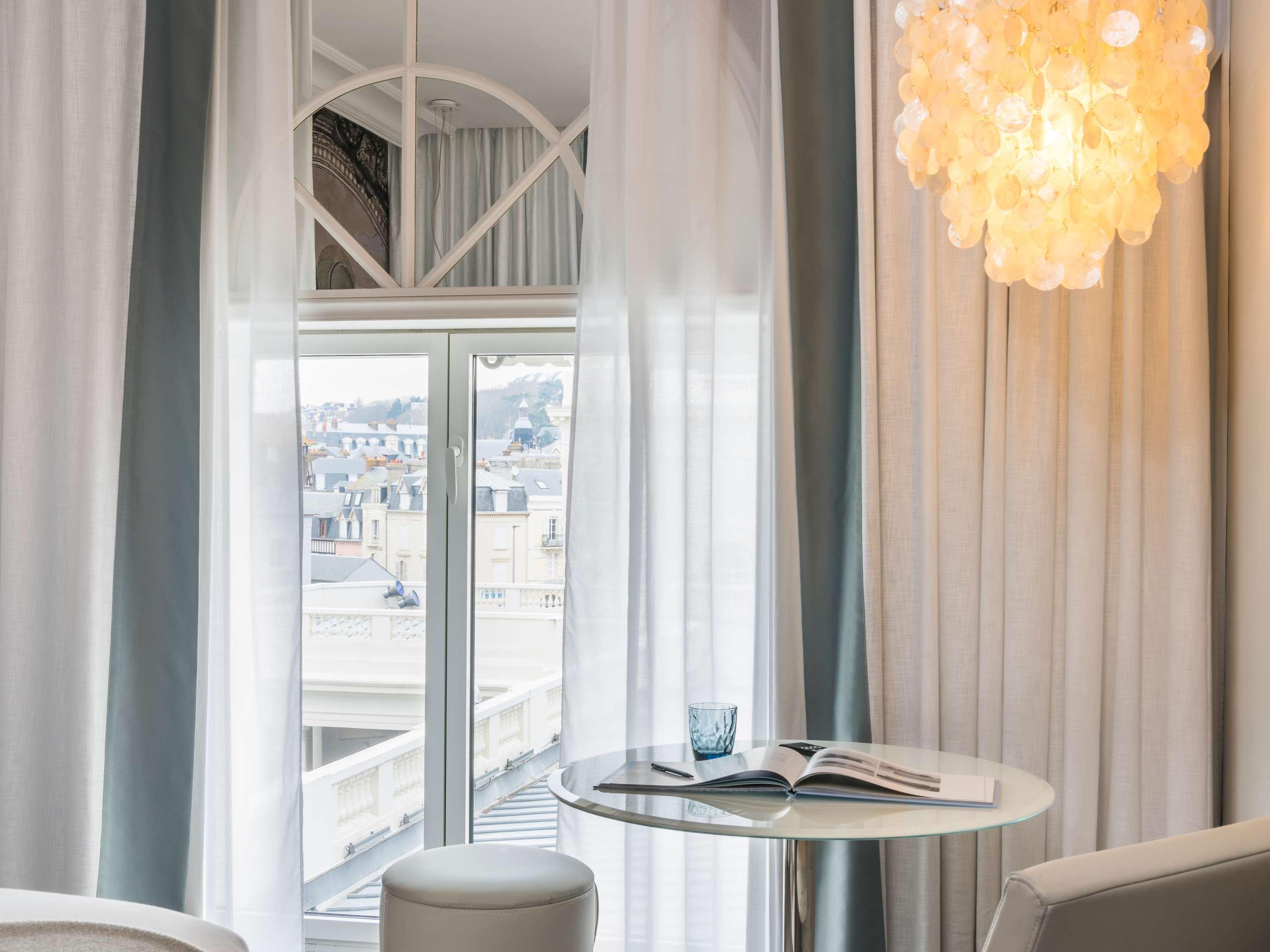 Double Superior Queen Bed